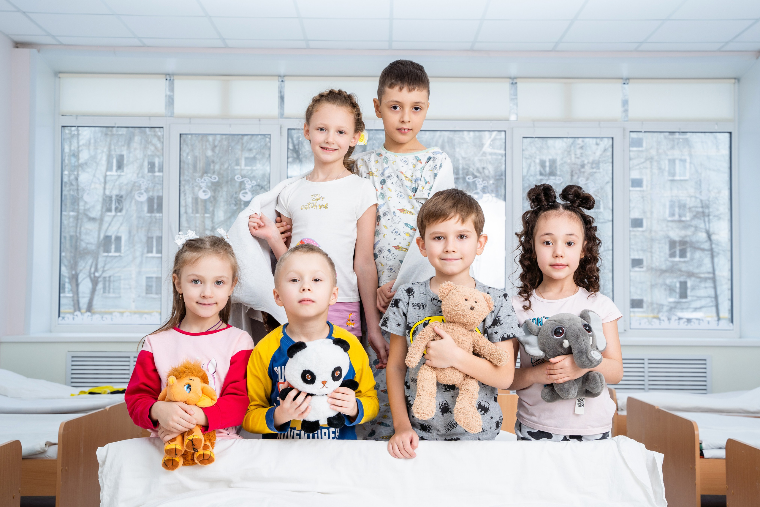 Фотографии выпускников детского сада. Выпускные альбомы Нижнекамск Набережные Челны Фотостудия Небо