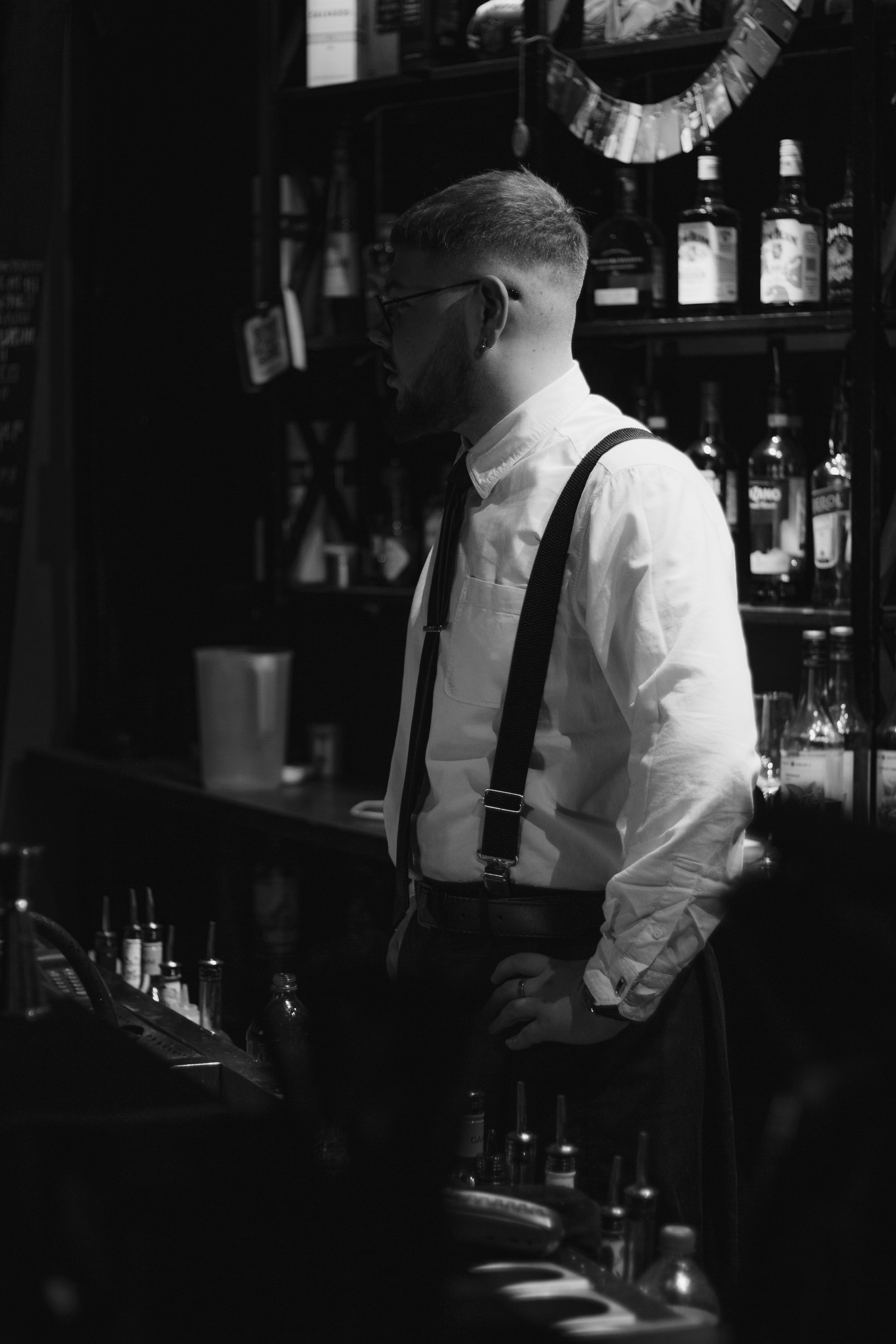 Портретная фотосессия — Кирилл. Портретный фотограф в Орле. Готовые фото за 3 дня! Помощь в позировании. Советы по организации