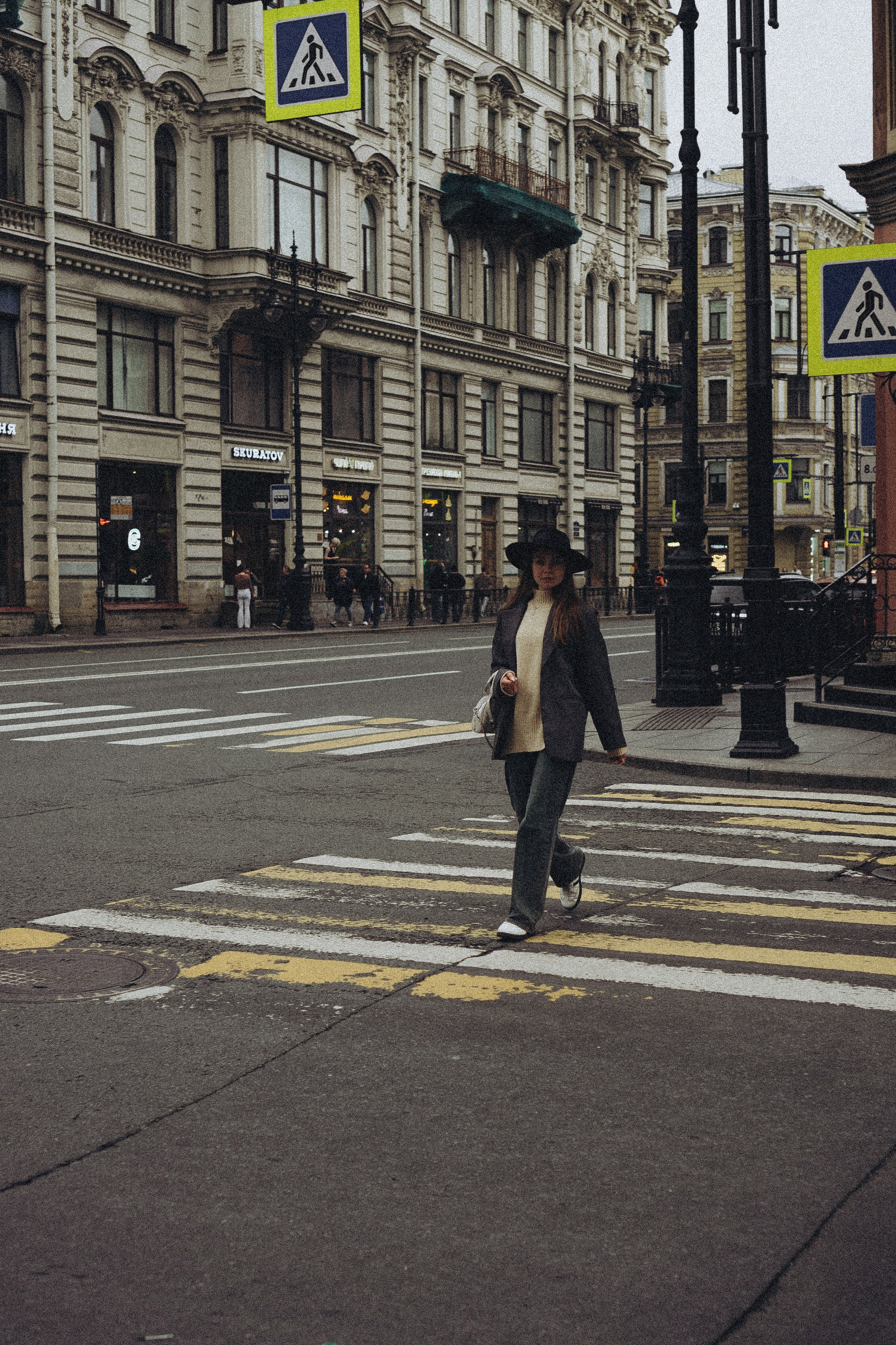 ПРОГУЛКА НА ЧЕРНЫШЕВСКОЙ. Профессиональный фотограф, Санкт-Петербург — Виктория Богомолова