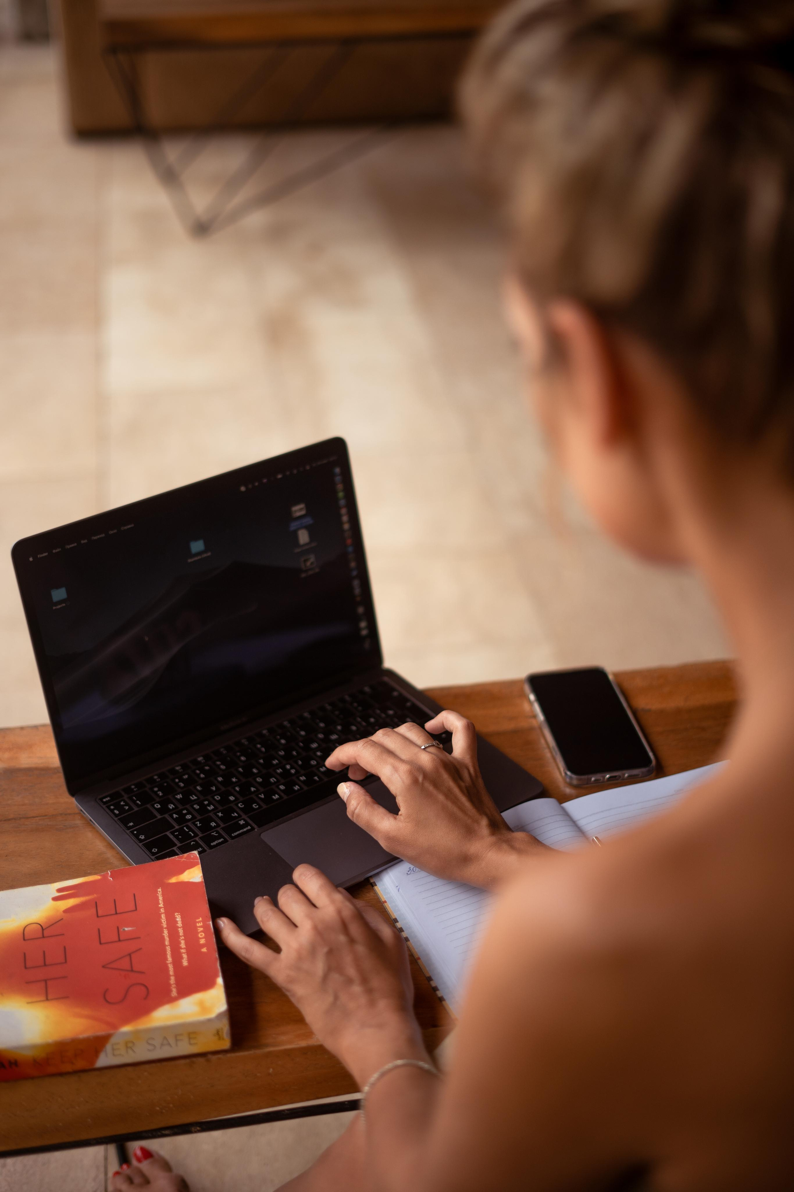 Tatiana. Alena Gribkova