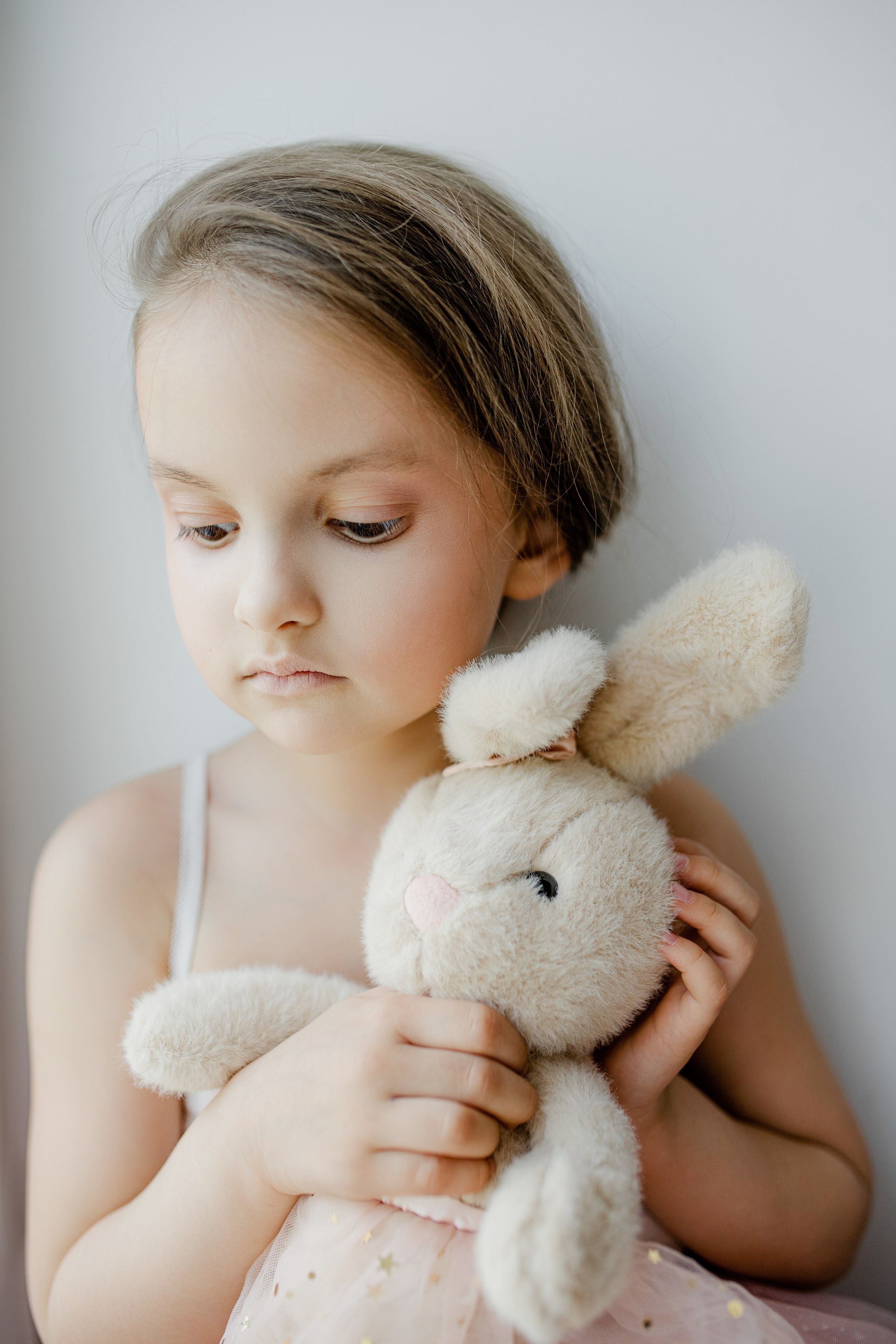 Заячьи нежности. Портретный фотограф Александра Птица. Снимаю истории о вас