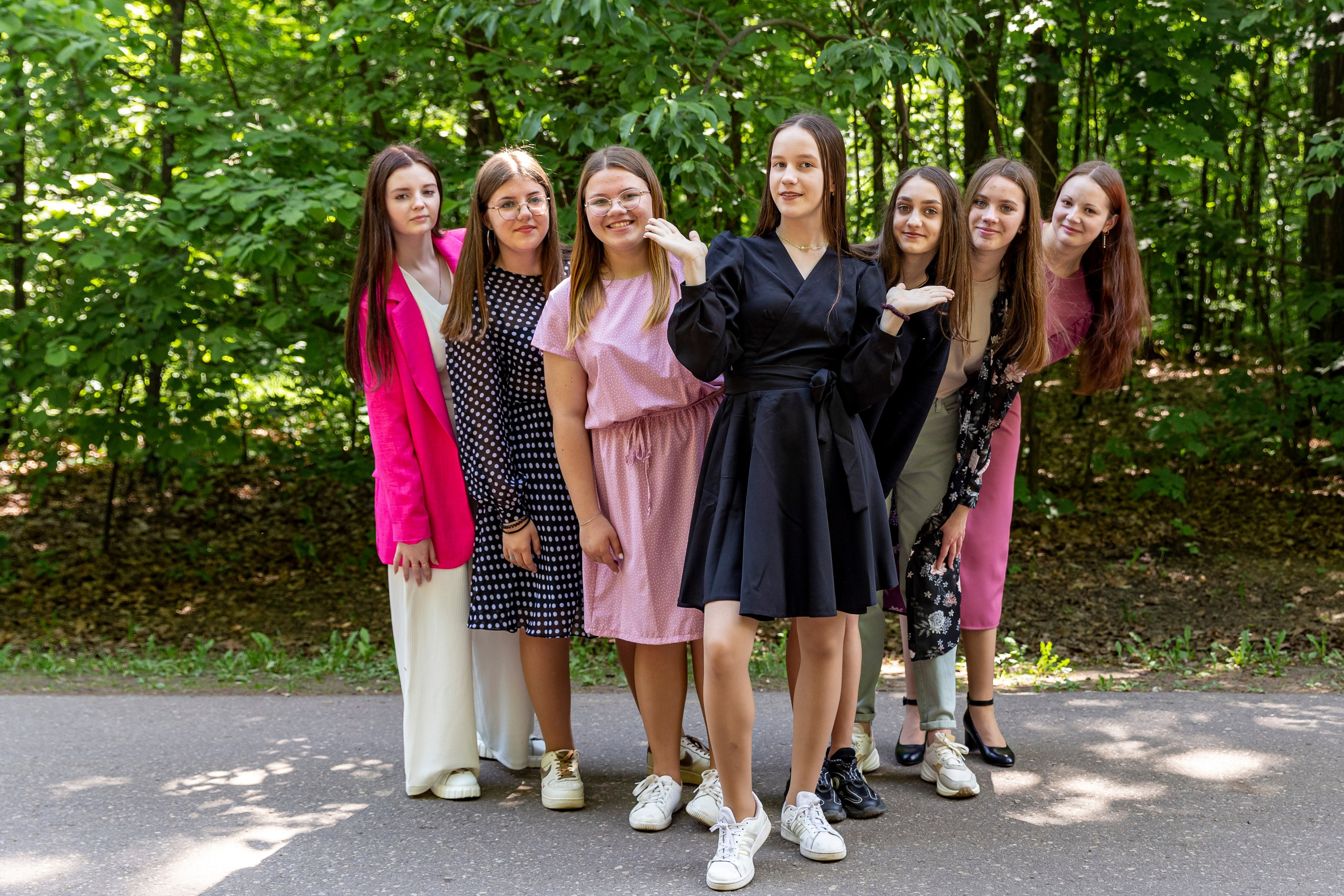 Фотосъемка 9 класс. Свадебный фотограф Марина Суворова и видеооператор Олег Петров