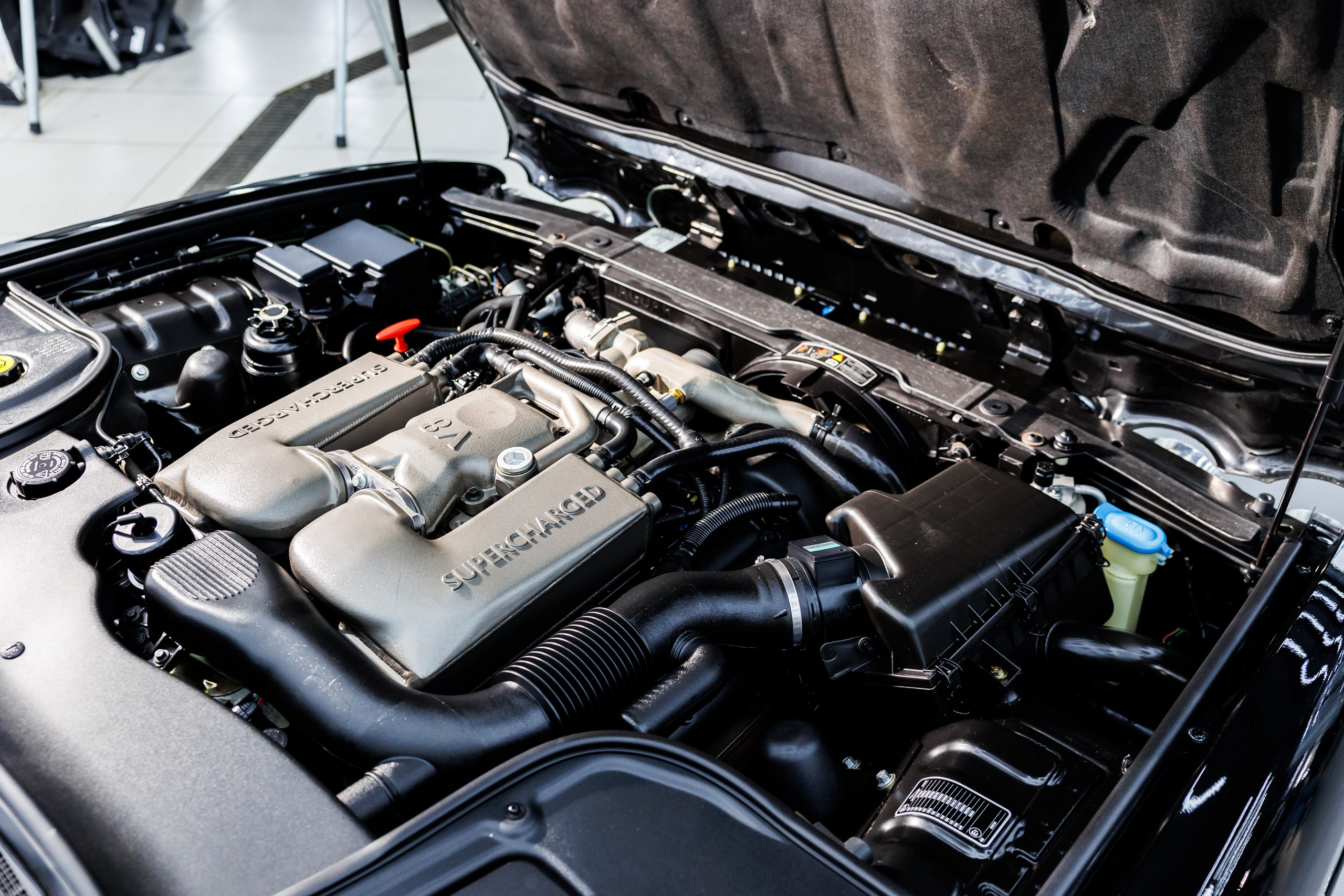 Автомобильная фотосъёмка Daimler Xj8. Фотограф Сергей Лукьянов @xapeton_photo Москва