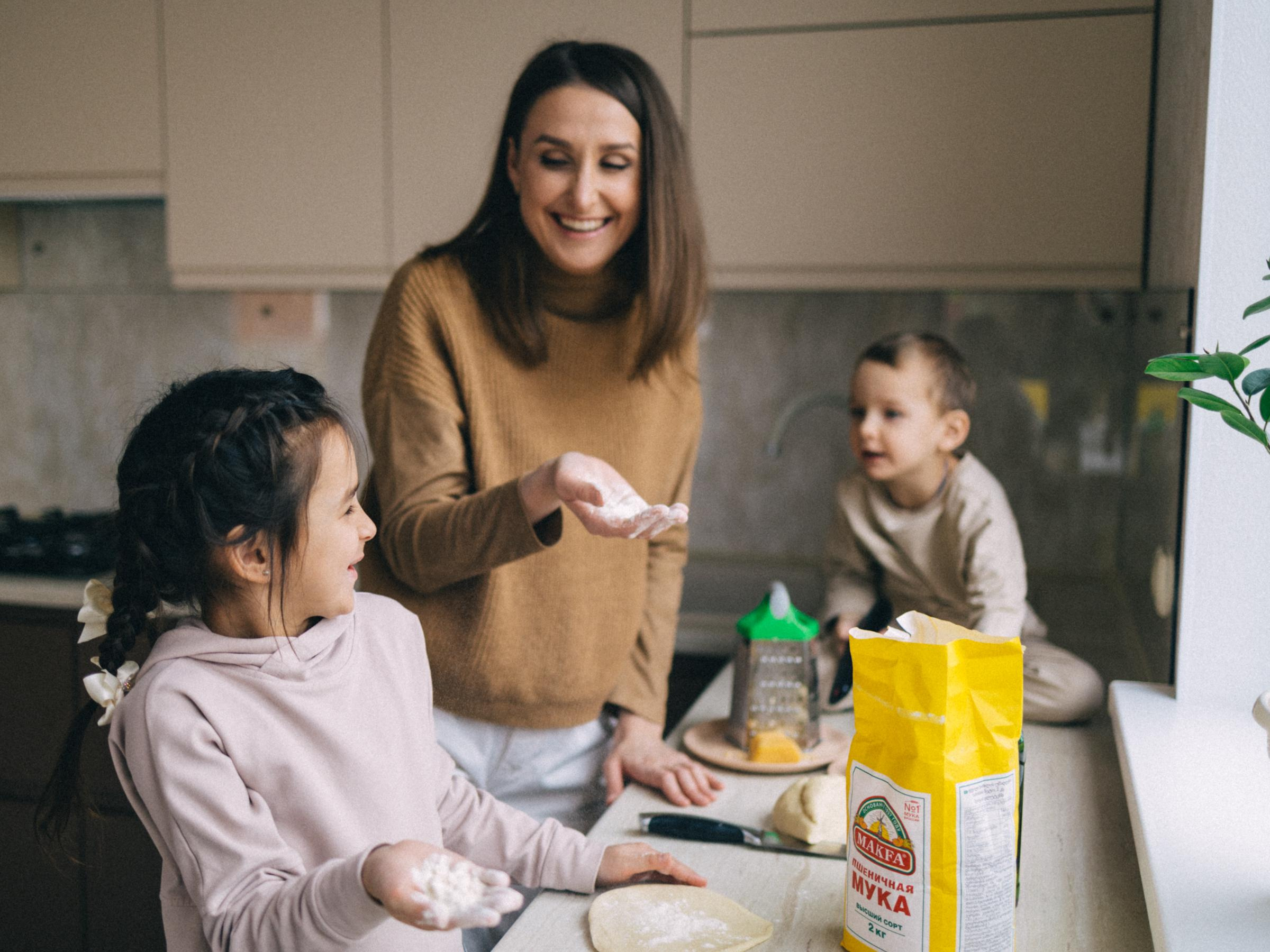 У мамы на кухне. Семейная съёмка. Семейный фотограф в Краснодаре Храмова Анна
