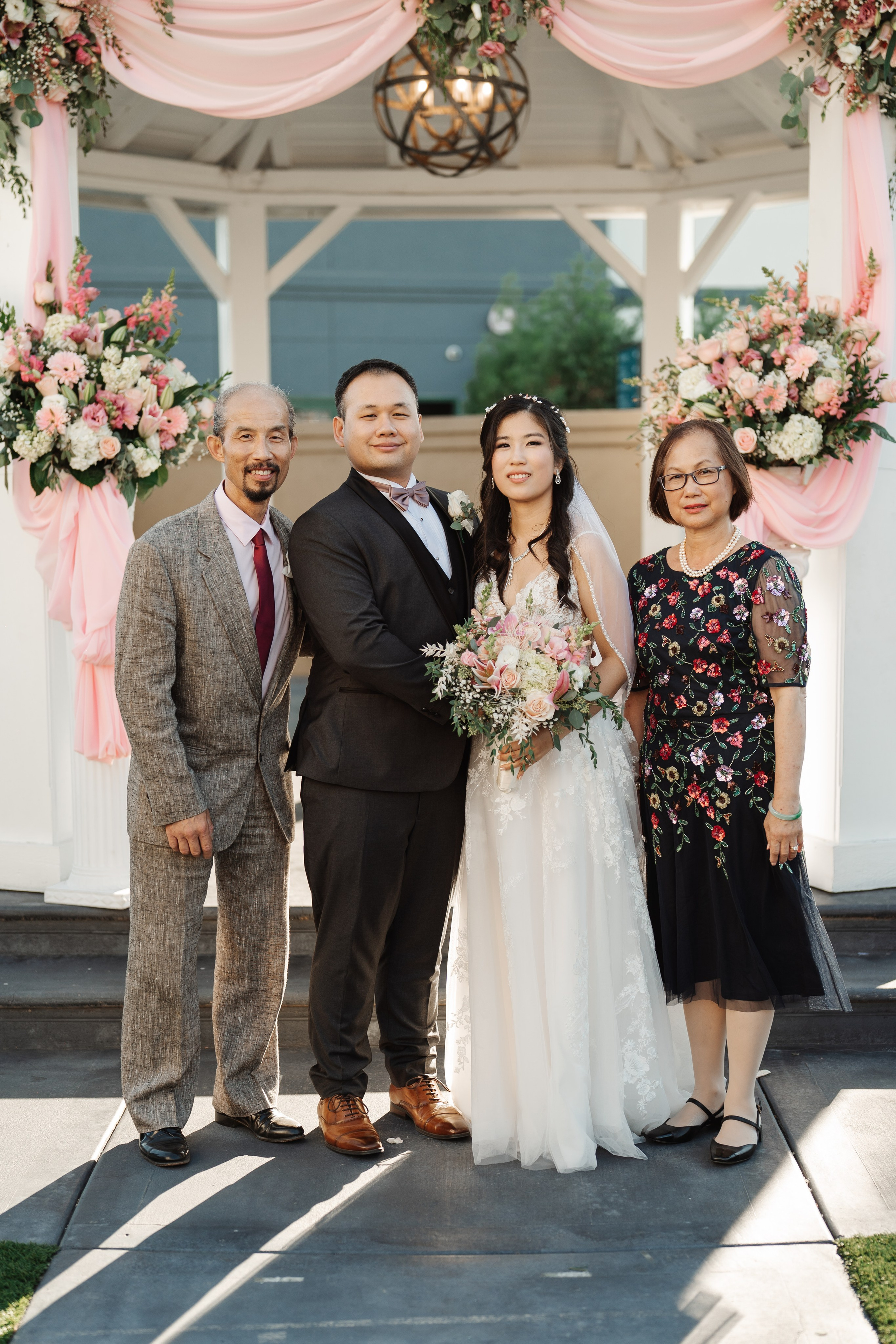 2025-08-16_AndreaChristopher. Ретушер Зенькевич Света