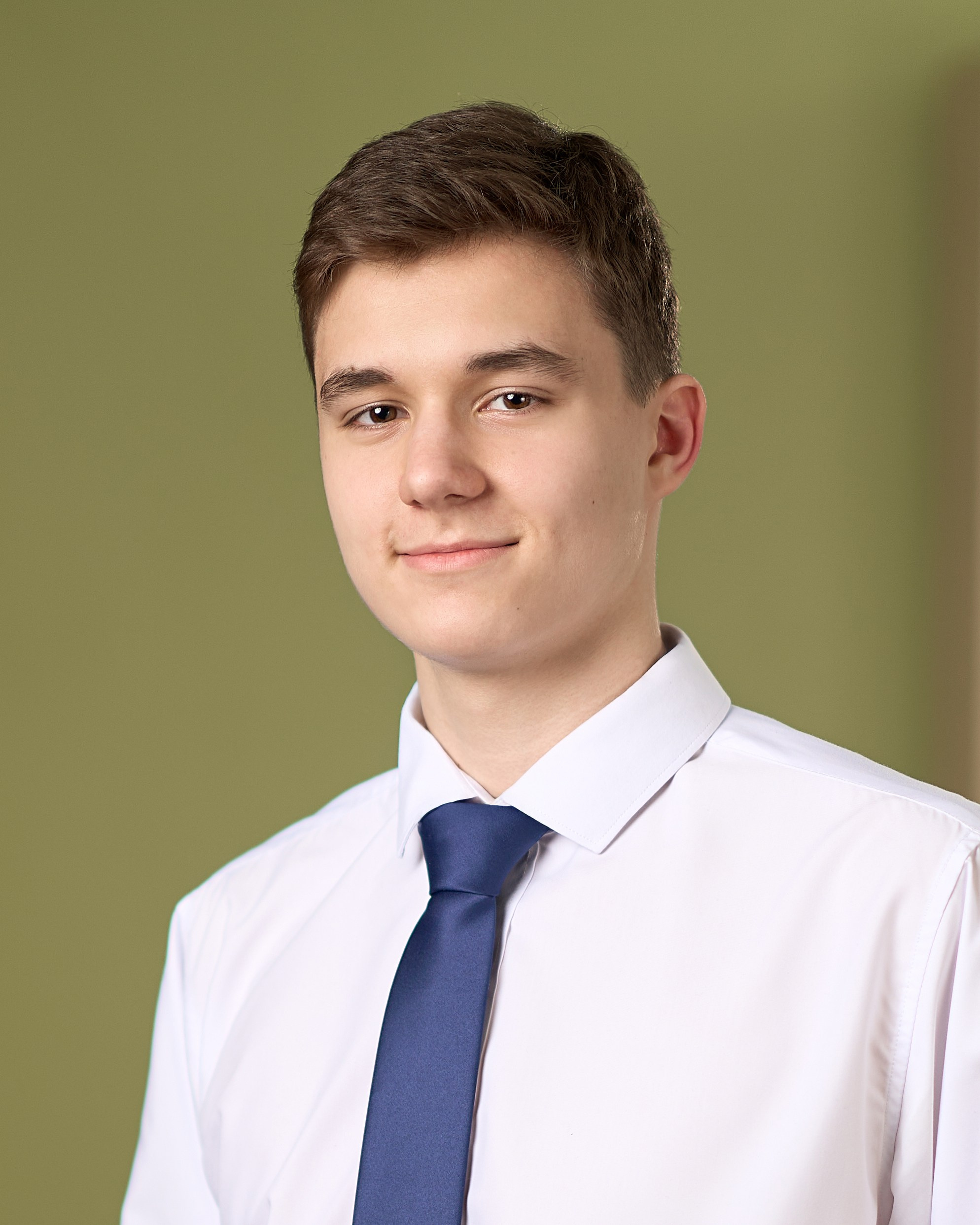 Как мы обрабатываем и ретушируем фотографии для выпускных альбомов