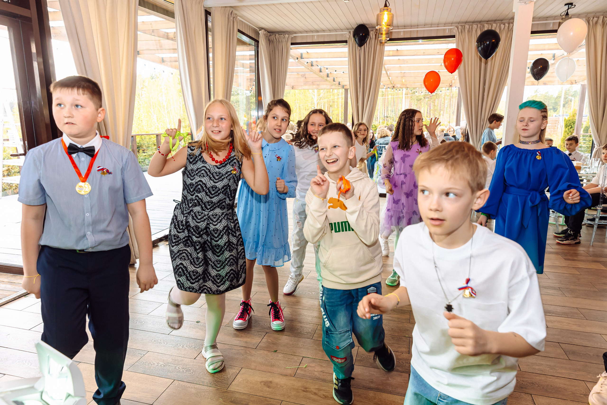 Выпускной и Последний Звонок 4 класс. Фотограф Евгения Улаз