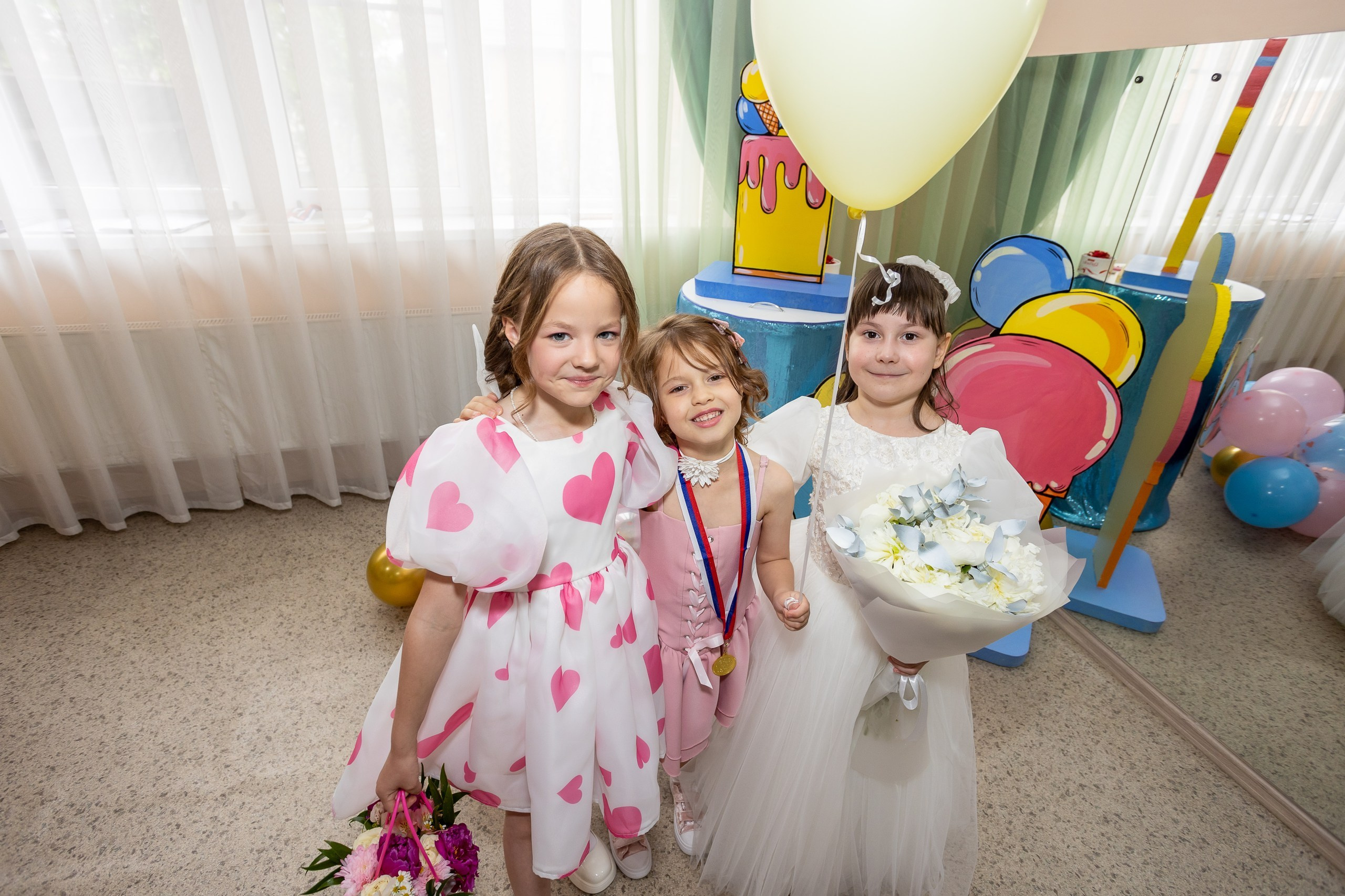 Выпускной Детский сад, 2 часа, 8000. Выпускные альбомы Майкоп, Краснодар Елена Золотарева