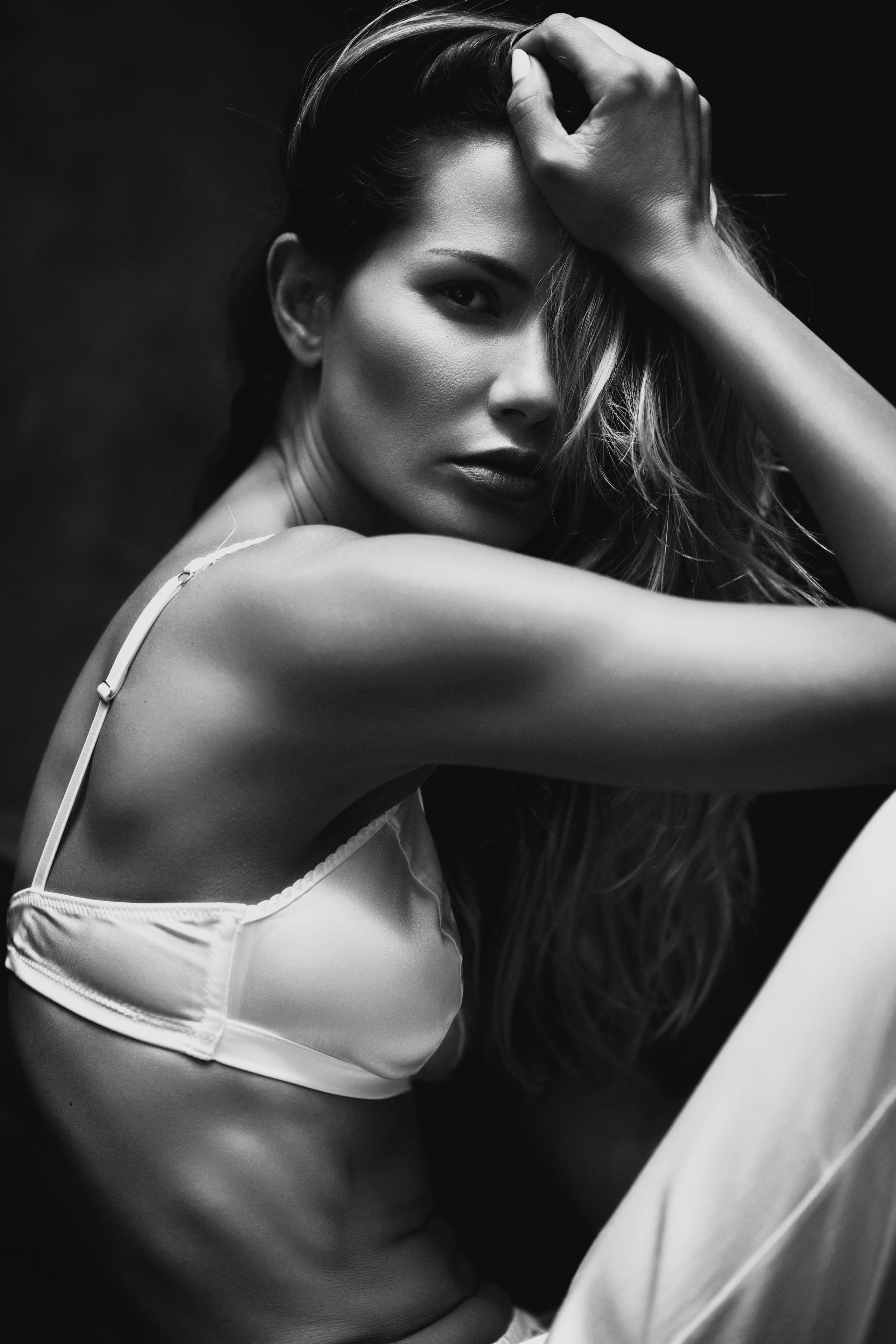 Grit 3 (Studio Portrait Retouch). Илья Игнатченко — фотограф, ретушер