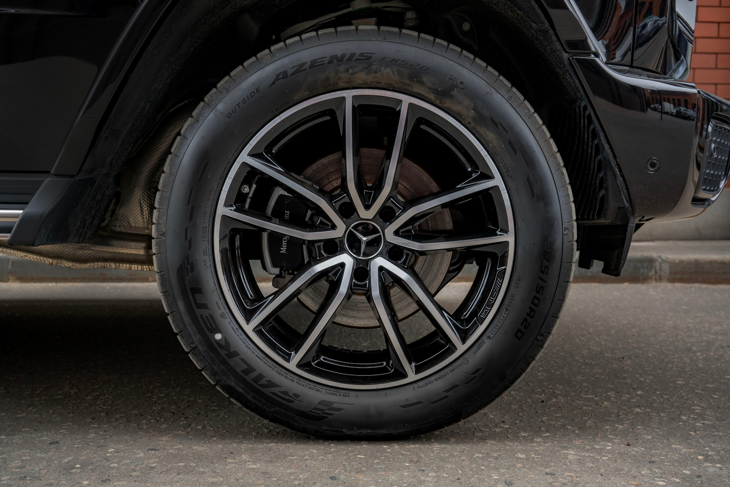 Mercedes-Benz G63