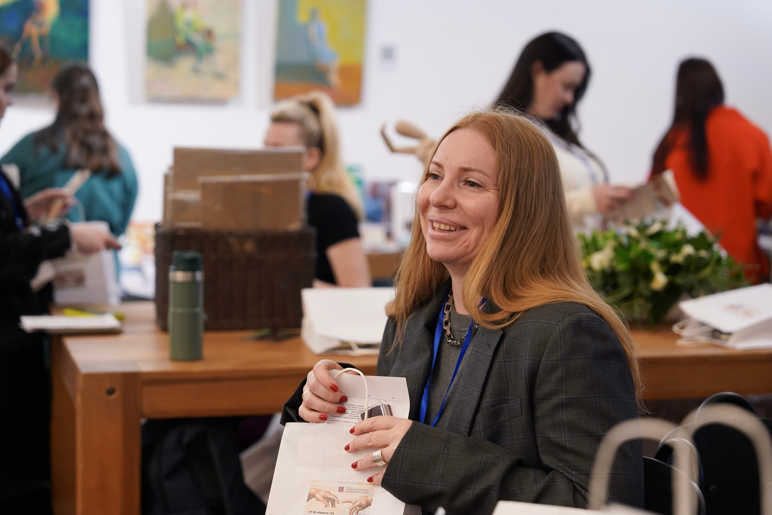 Гештальт-конференция «Телесный процесс, от теории к практике» 2024. Фотограф с психологическим образованием