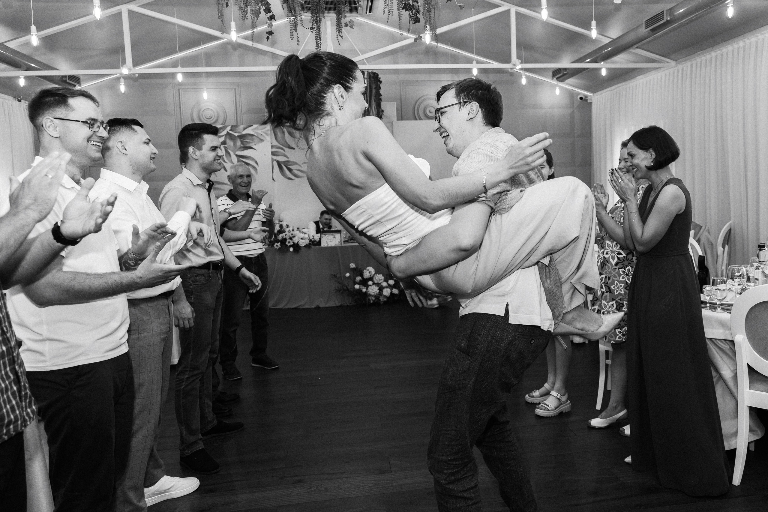 Алёна и Денис (полный день). Фотограф в Барнауле Юлия Садвокасова