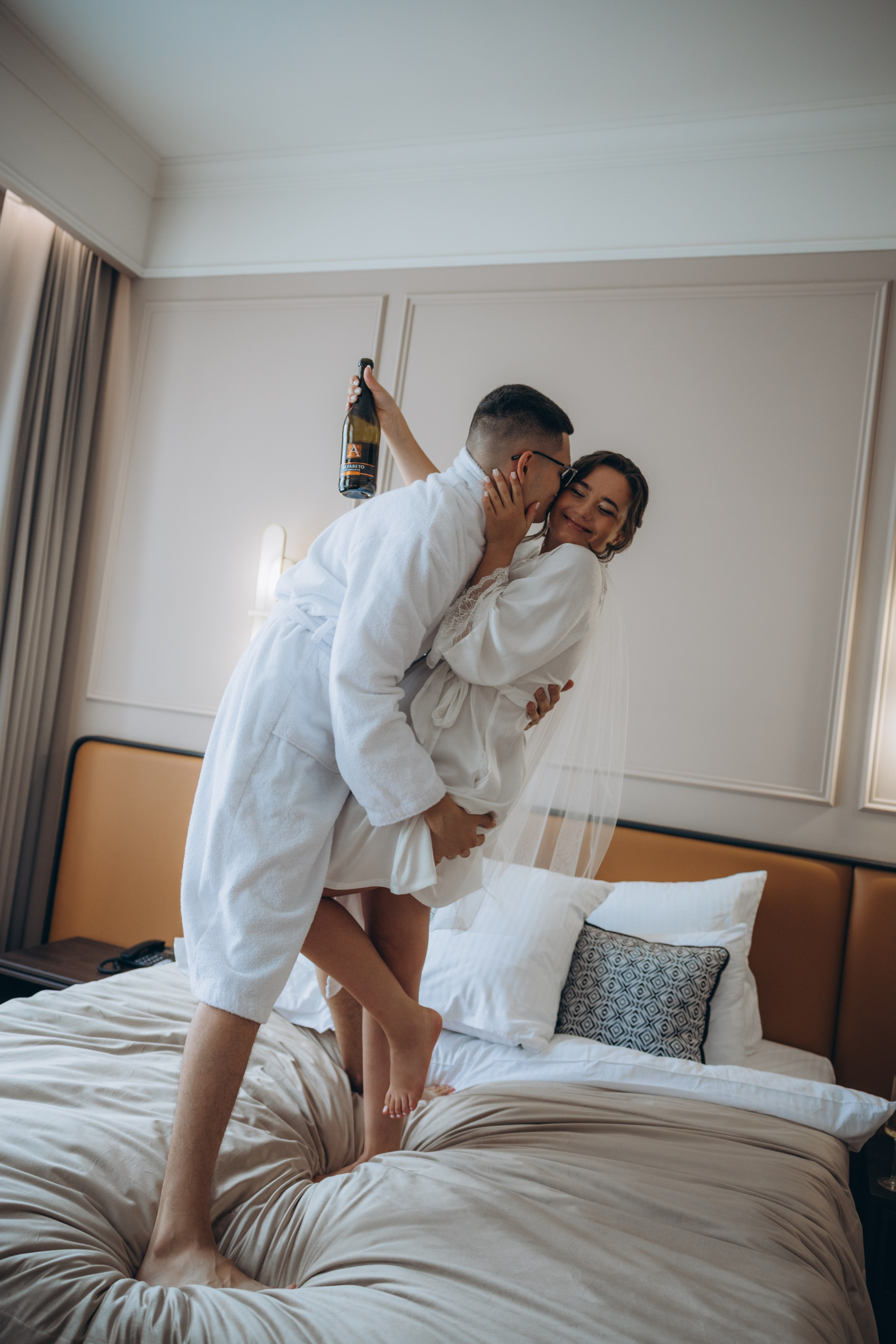 Алексей & Вероника (Утро в отеле Пушкин). Свадебный, семейный фотограф в Иркутске Светлана Макаричева