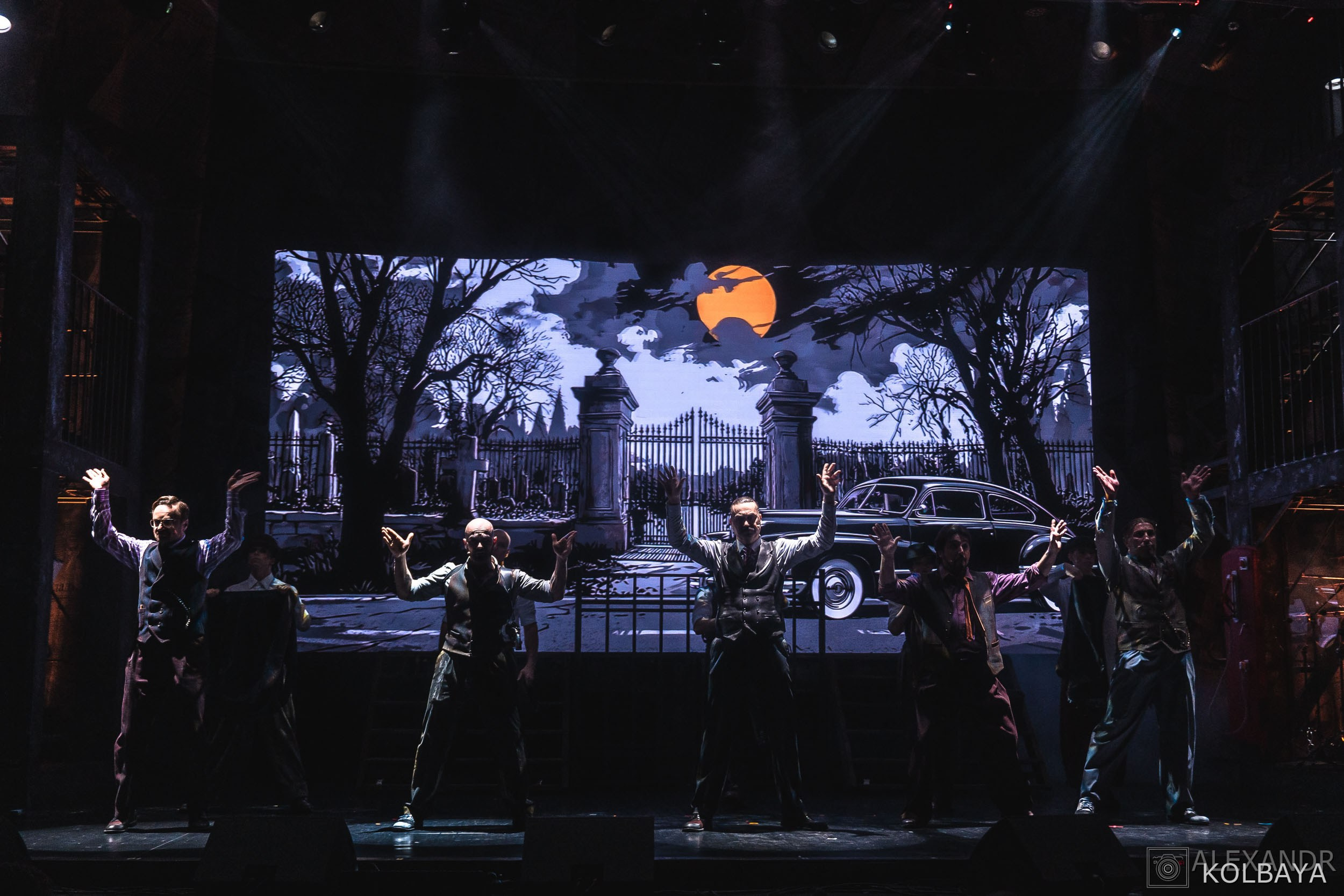 Фотографии со спектакля «Однажды в городе N». Концертный и театральный репортажный фотограф в Москве Александр Колбая