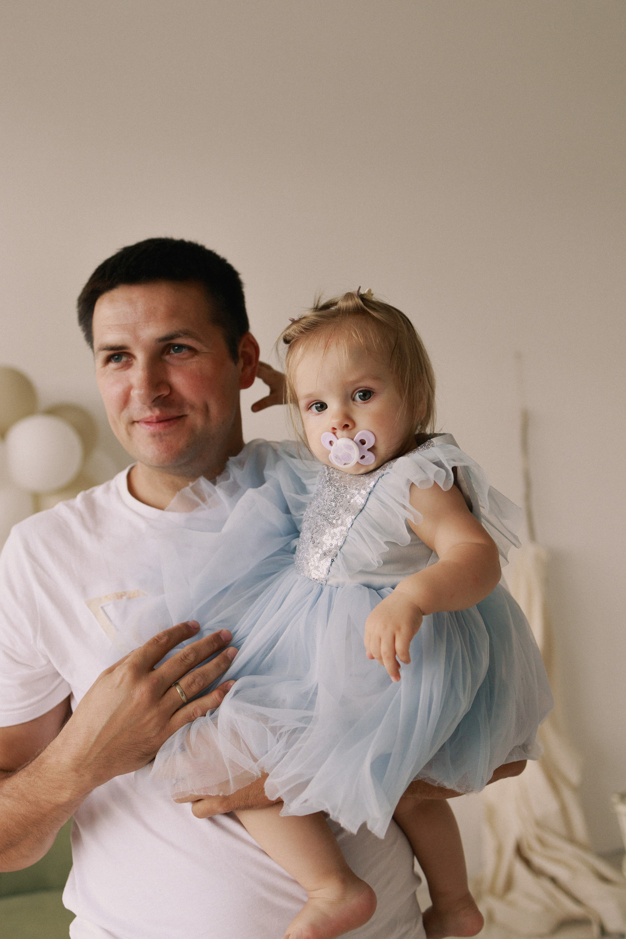 Семейная фотосъемка на годик. Семейный видеограф в Москве Элина Ладова