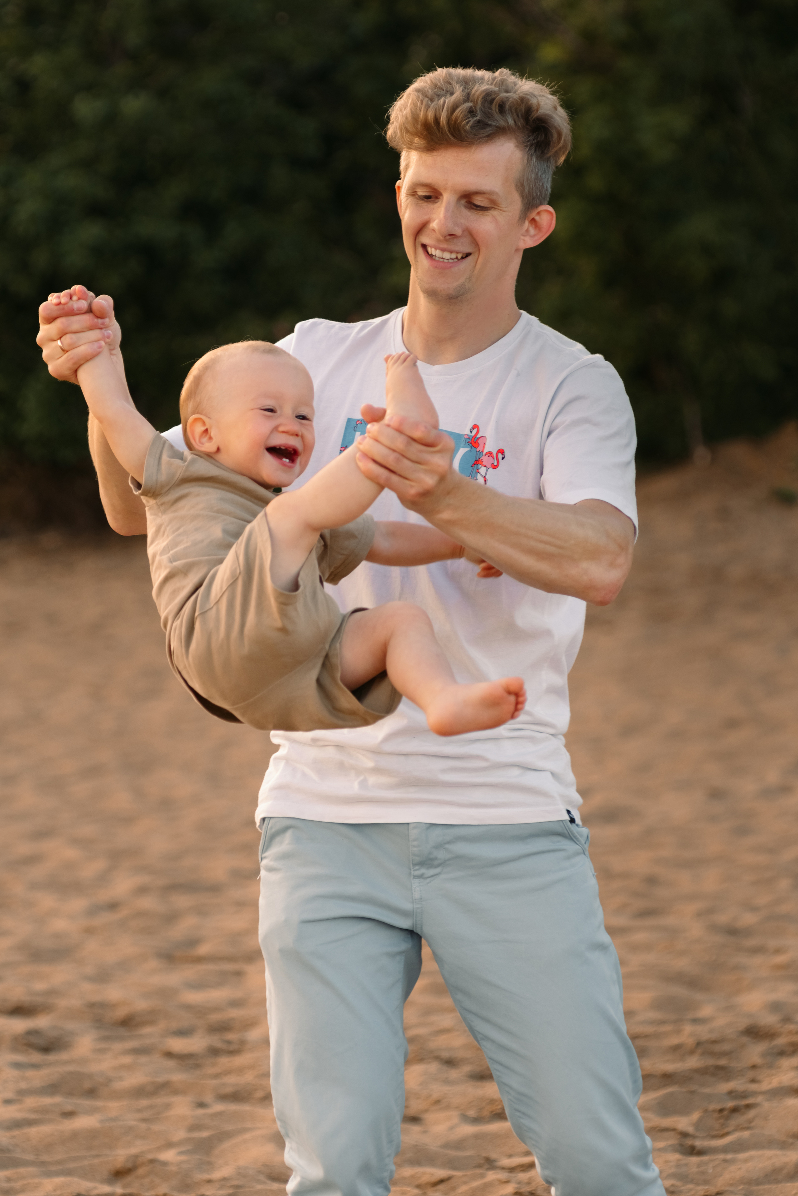 Семейная фотосессия на природе. Фотограф Юлия Кондратьева