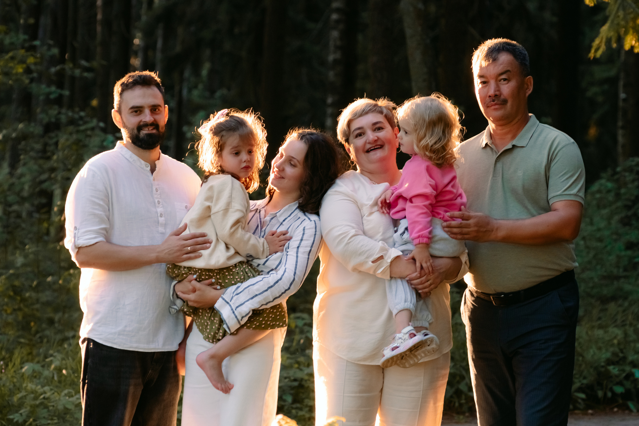 Семейная фотосессия на берегу финского залива. Фотограф Юлия Кондратьева