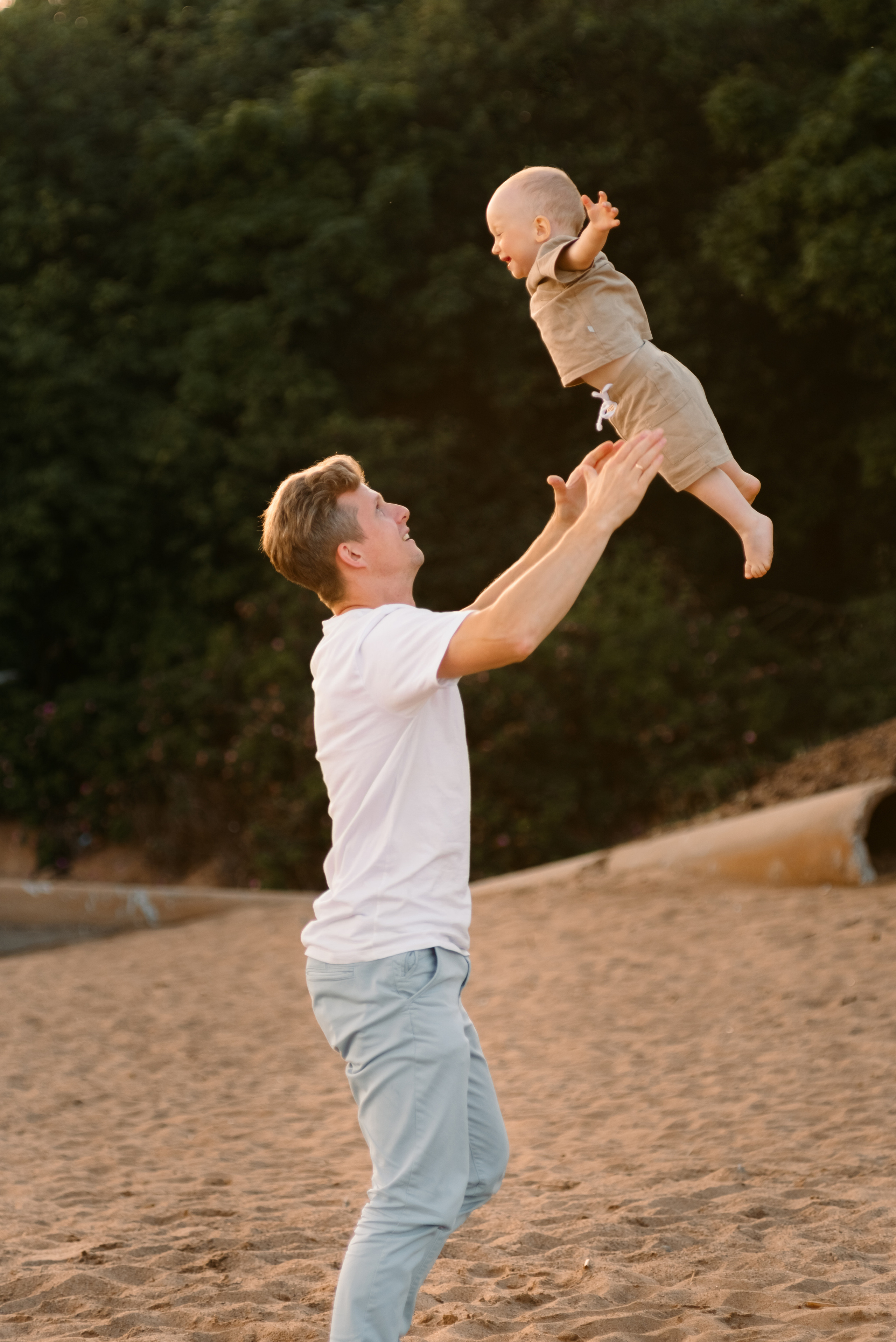 Семейная фотосессия на природе. Фотограф Юлия Кондратьева