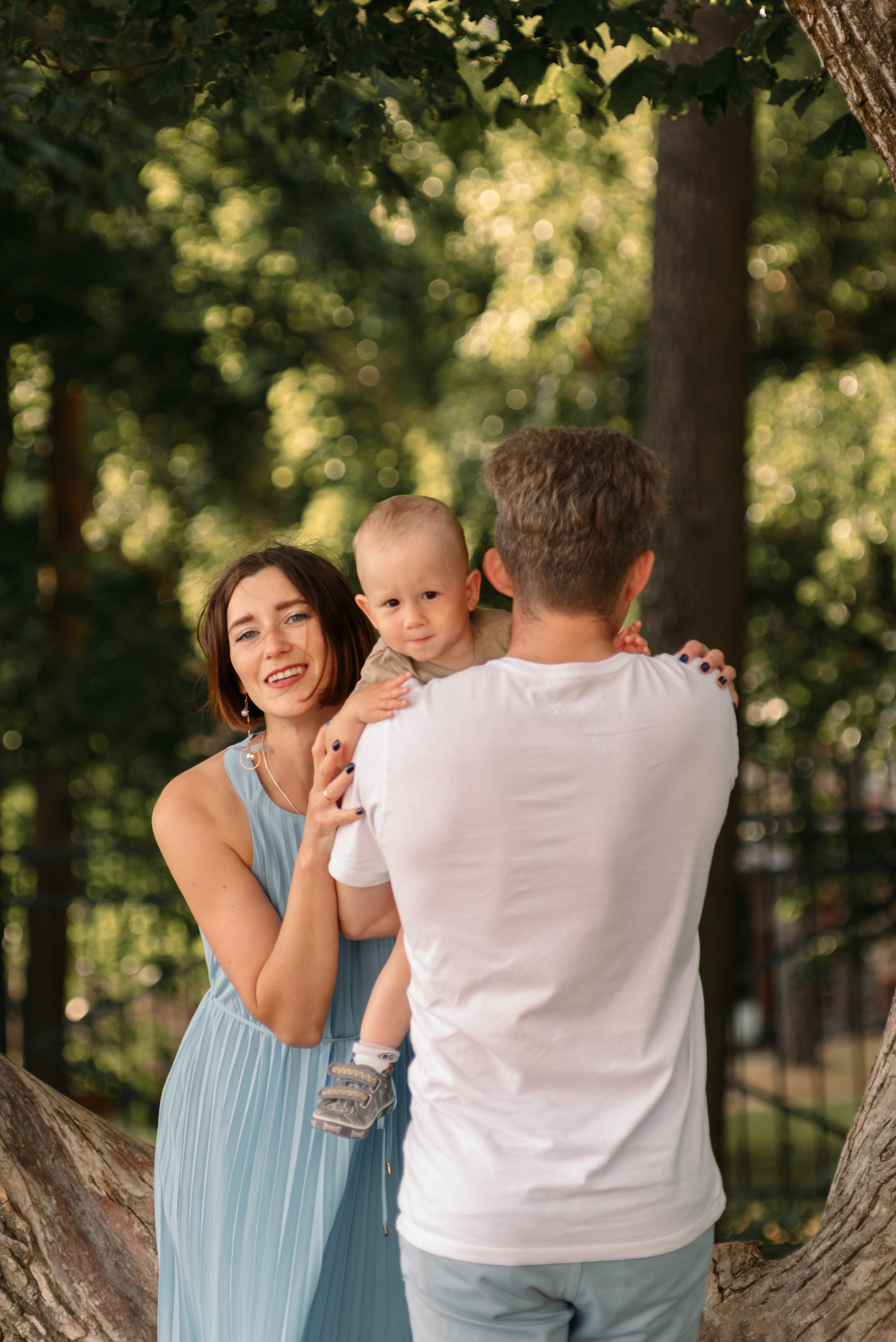 Семейная фотосессия на природе. Фотограф Юлия Кондратьева