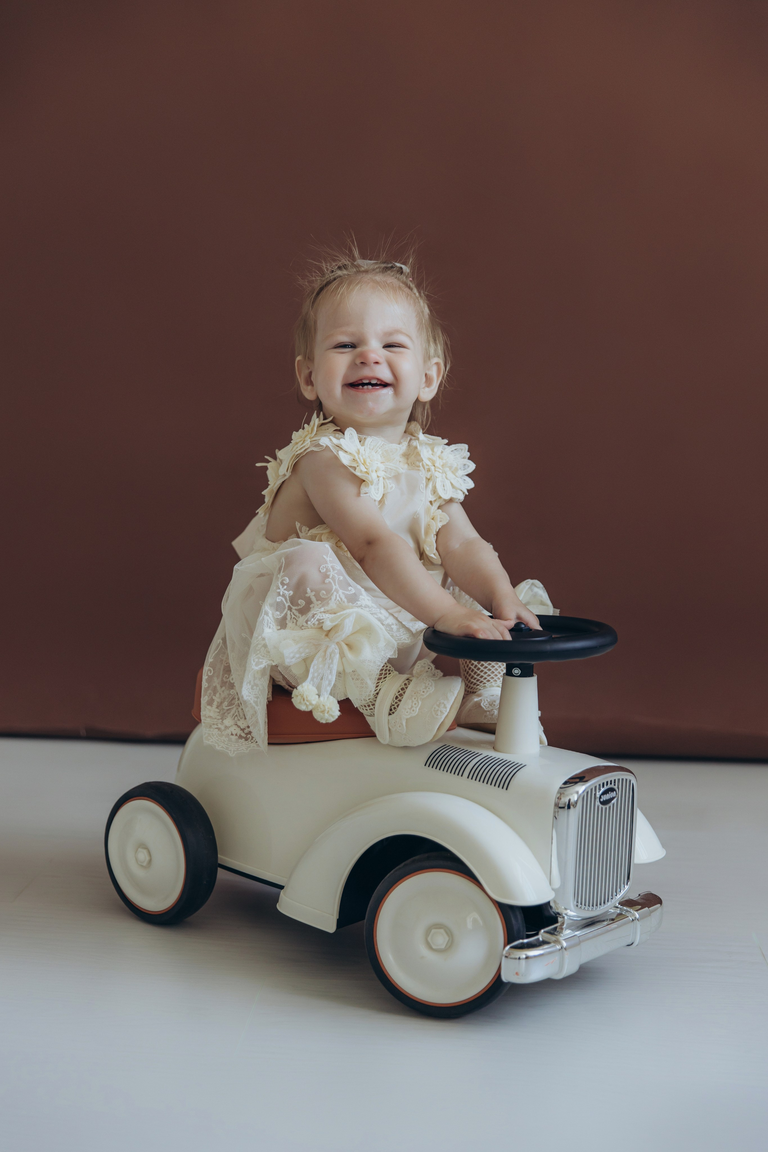 Полина с мамой. Фотограф на крещение в Рязани. Семейный фотограф