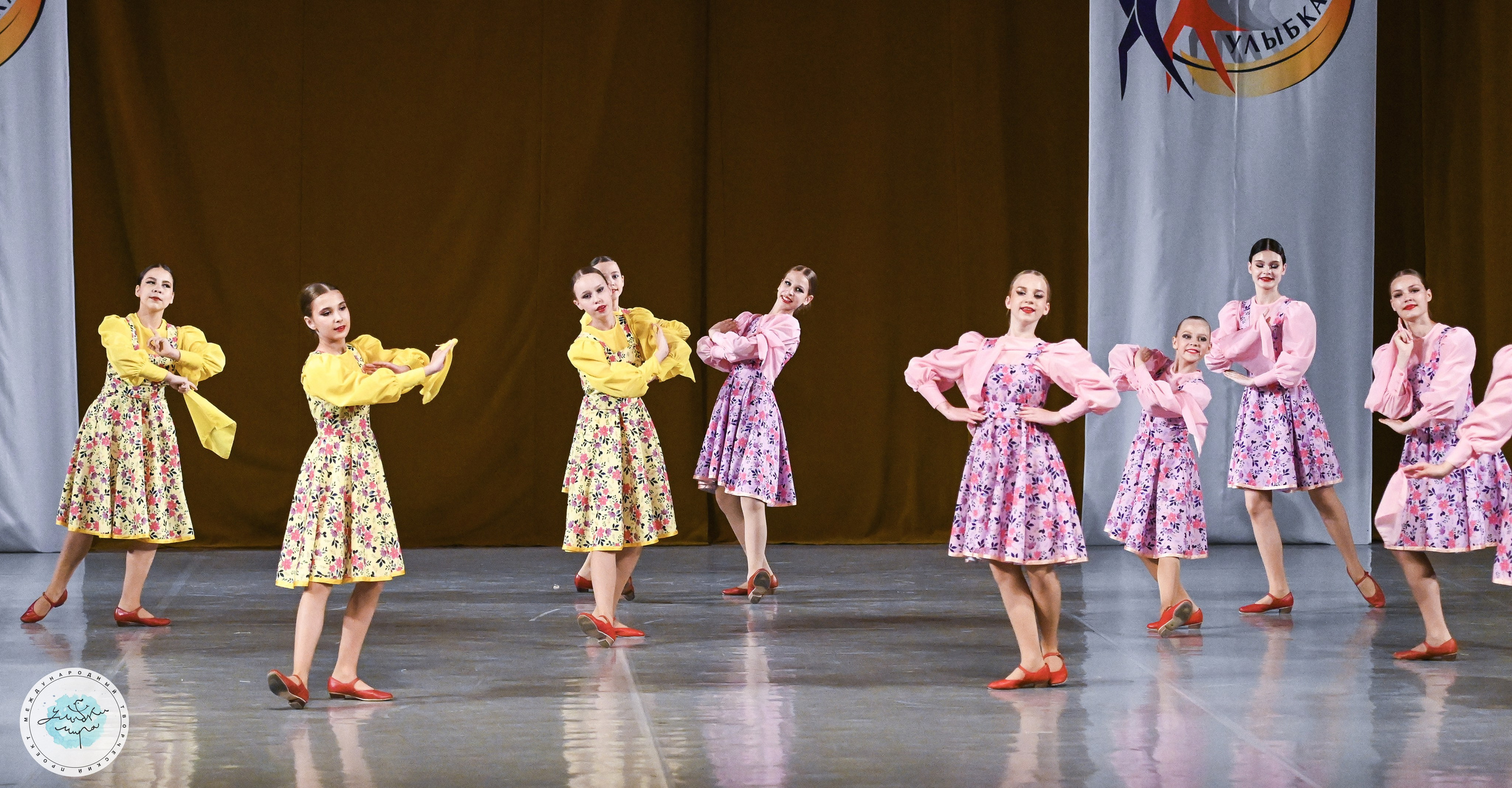 08.07.2025 «Улыбки Мира» Финал Международного творческого проекта г. Санкт-Петербург. Медиастудия Фото Концепт