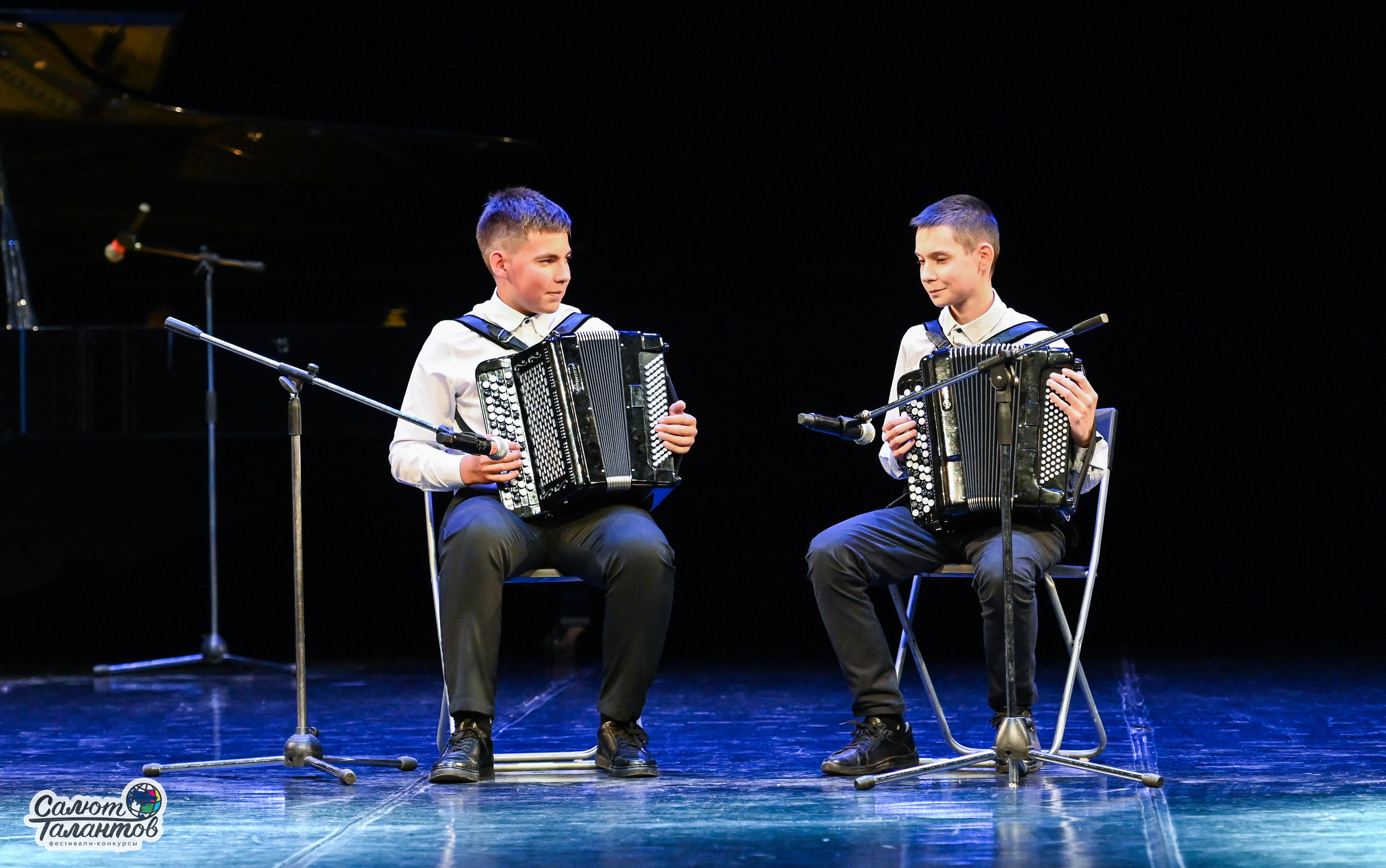 30.10.2024 6-й Международный Творческий Фестиваль-Конкурс «СЕРДЦЕ УРАЛА» г. Екб. Медиастудия Фото Концепт