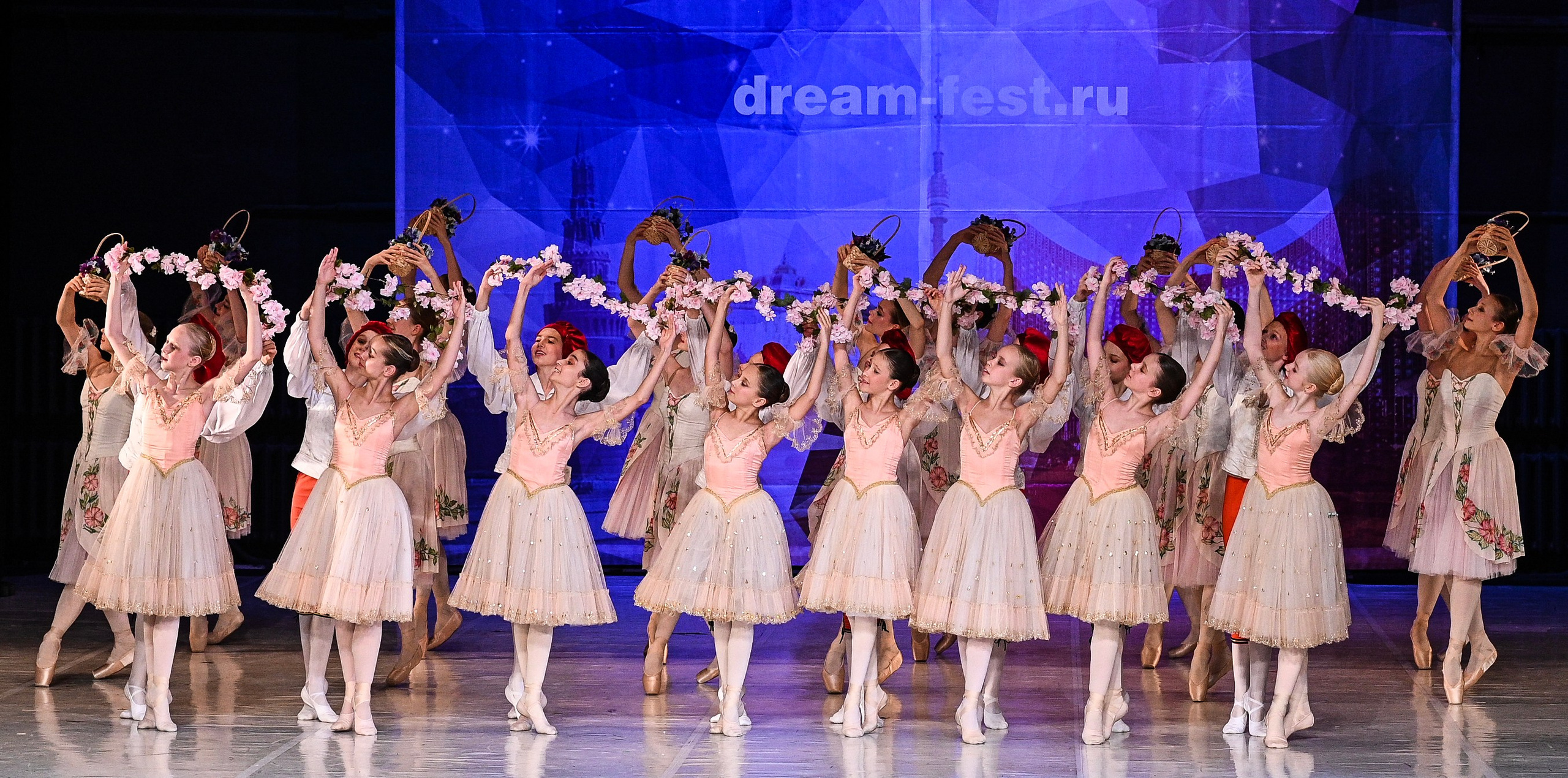 09.11.2024 «Московский Звездопад» Фестивальное движение «Шаг к мечте» г. Москва. Медиастудия Фото Концепт