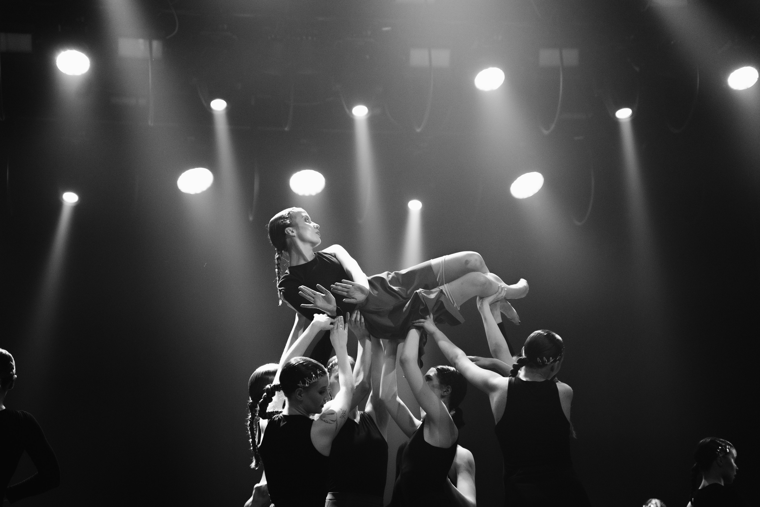 Спектакль «Песнь сирен». Главная