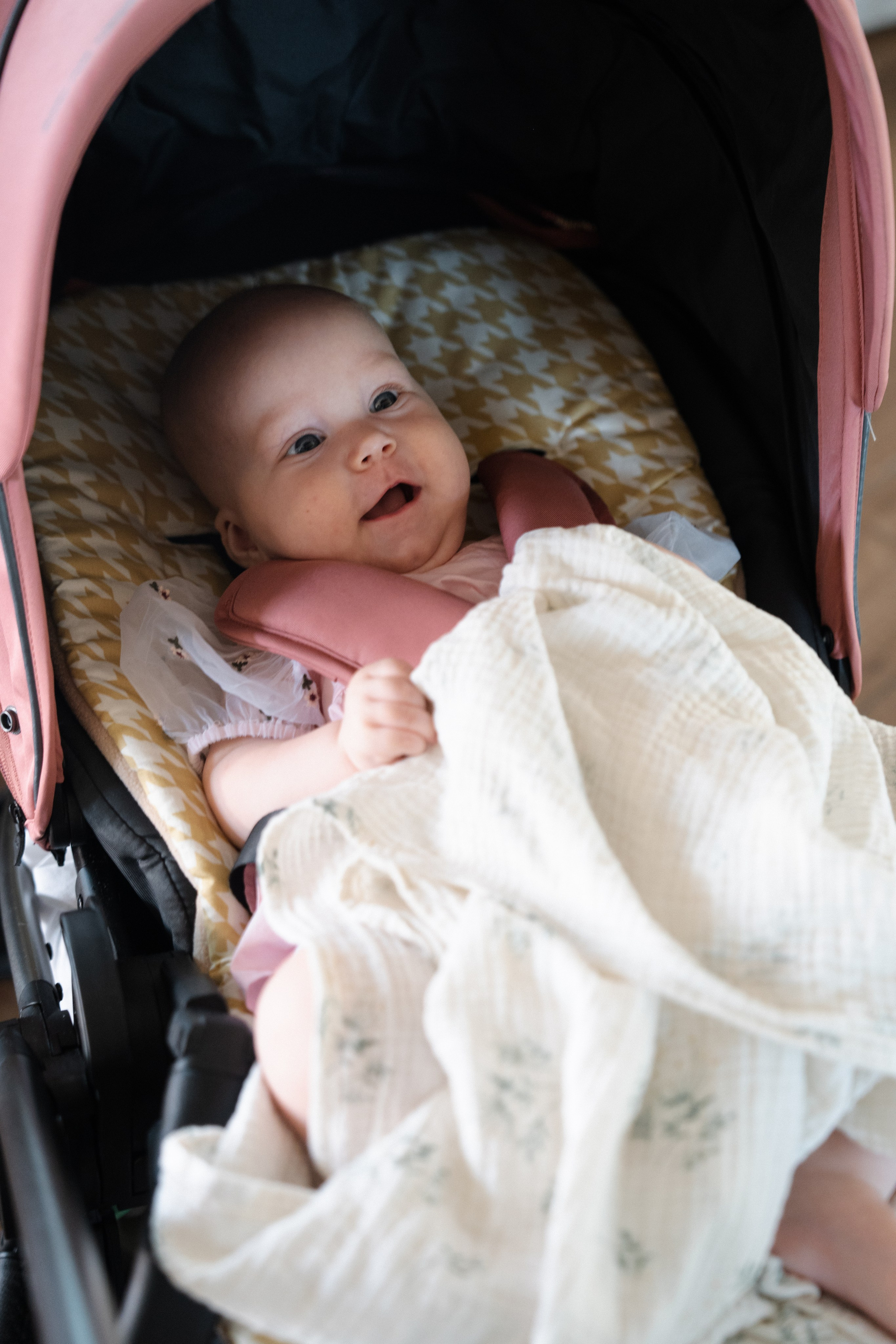 Арина & Иван. Камерная свадьба на природе в стиле в расслабленном стиле. Свадебный фотограф организатор в Санкт-Петербурге Ассоль Опарина