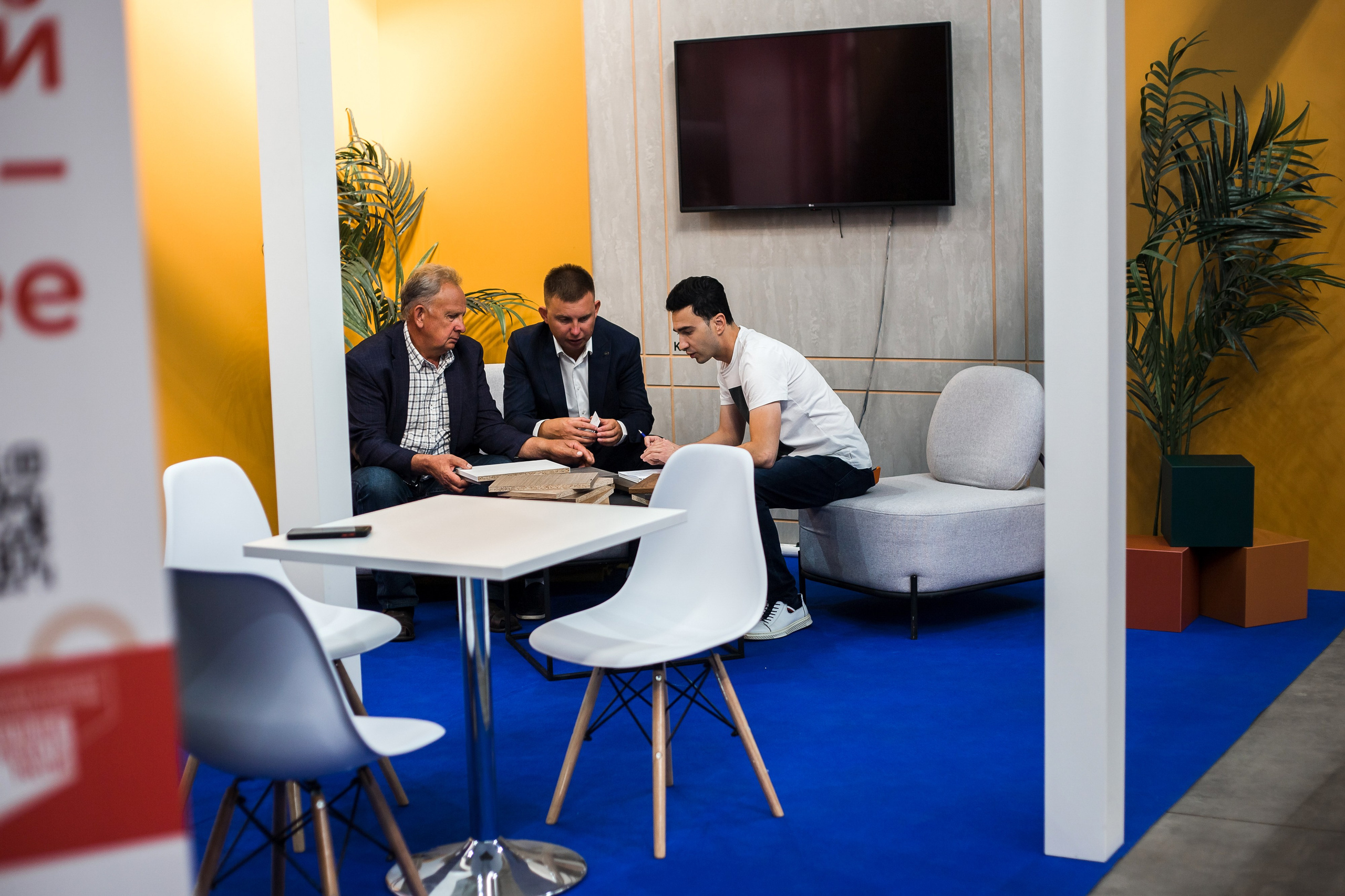 Выставка ТЕСТ-ДРАЙВ.МЕБЕЛЬНОЕ ПРОИЗВОДСТВО И ДЕРЕВООБРАБОТКА. БРЯНСК 2023. Портретный, семейный, свадебный фотограф в Брянске Маргарита Василькова