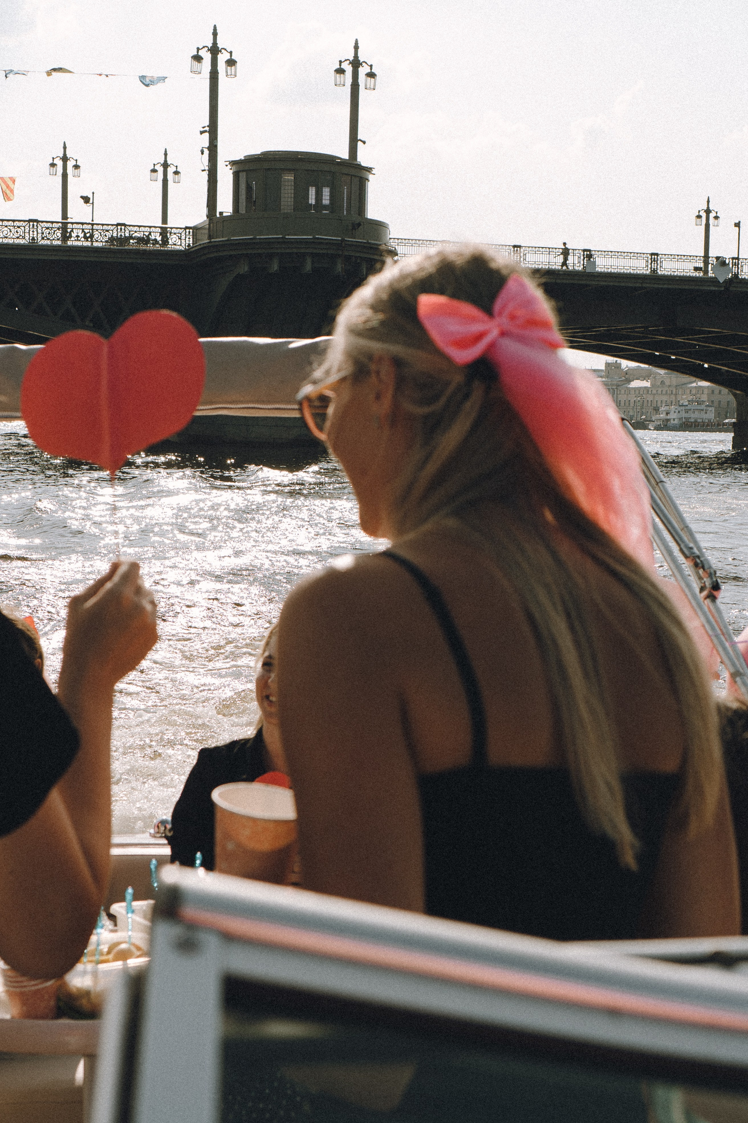 ДЕВИЧНИК НА КАТЕРЕ. Профессиональный фотограф, Санкт-Петербург — Виктория Богомолова