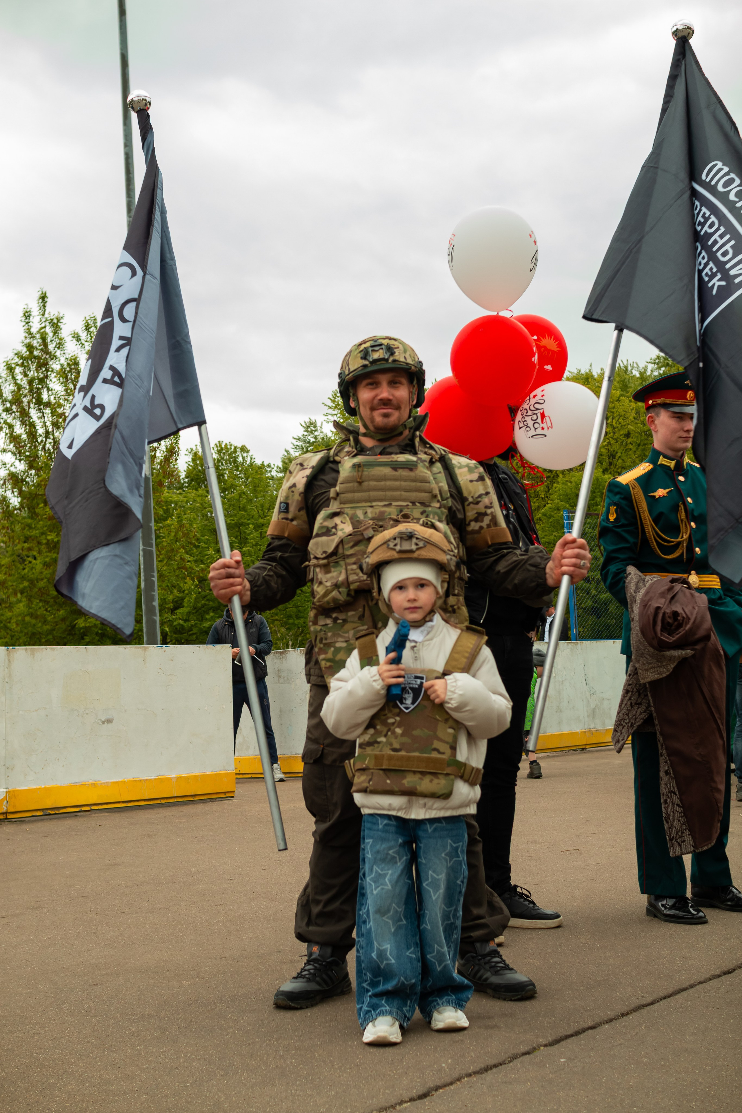 Репортаж с 9 мая 2025 года, День Победы! ВАО Москва. Фотограф Илья Варакин