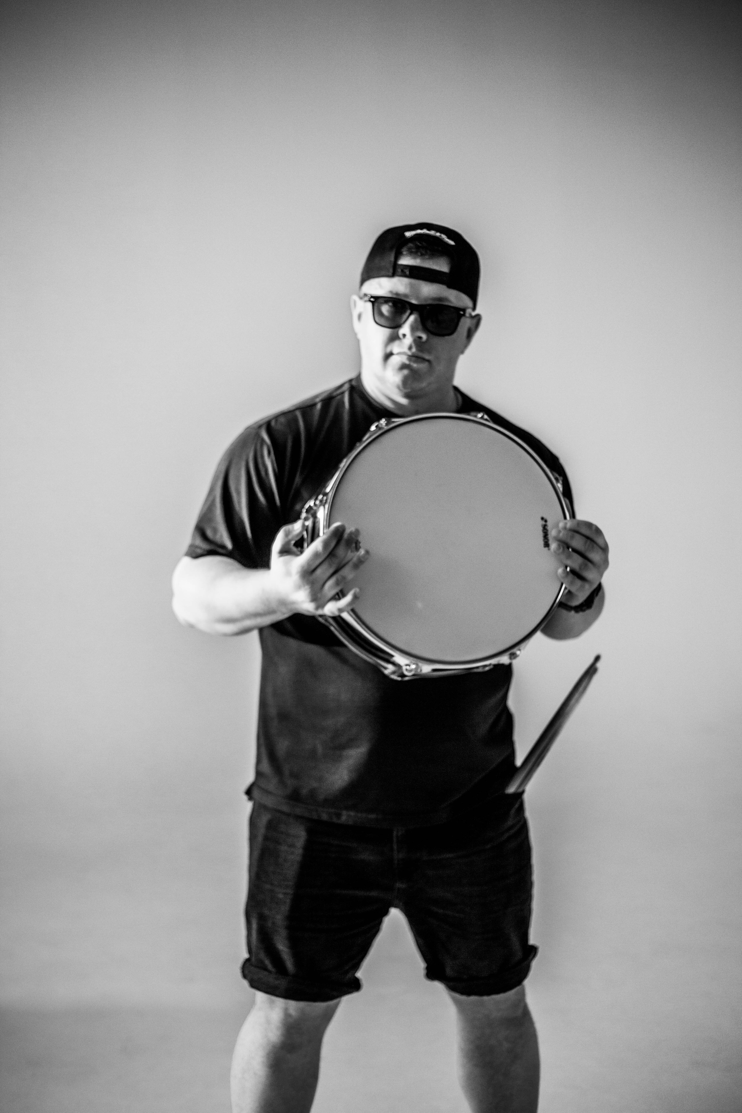 Студия. Уличный фотограф Города N