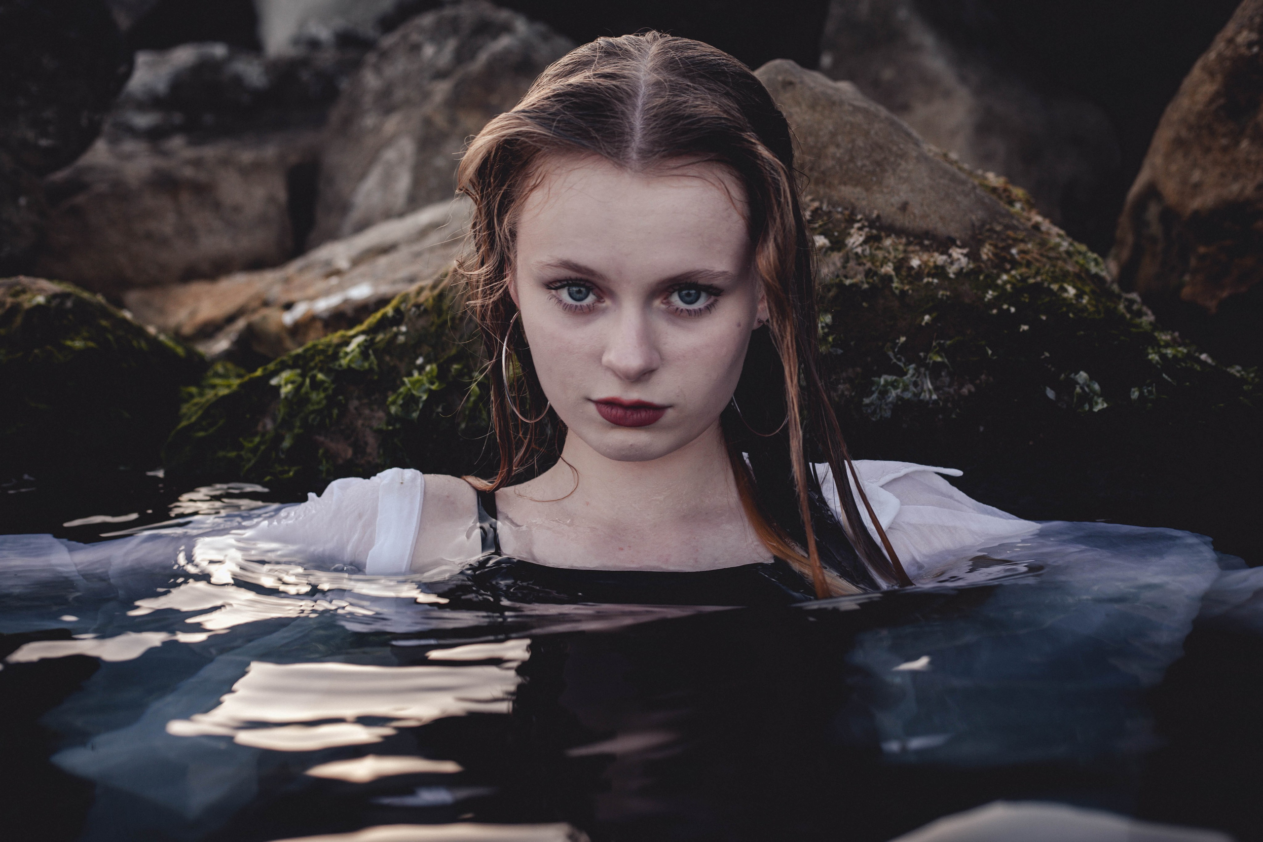 Поцелуи Волн. Уличный фотограф Города N