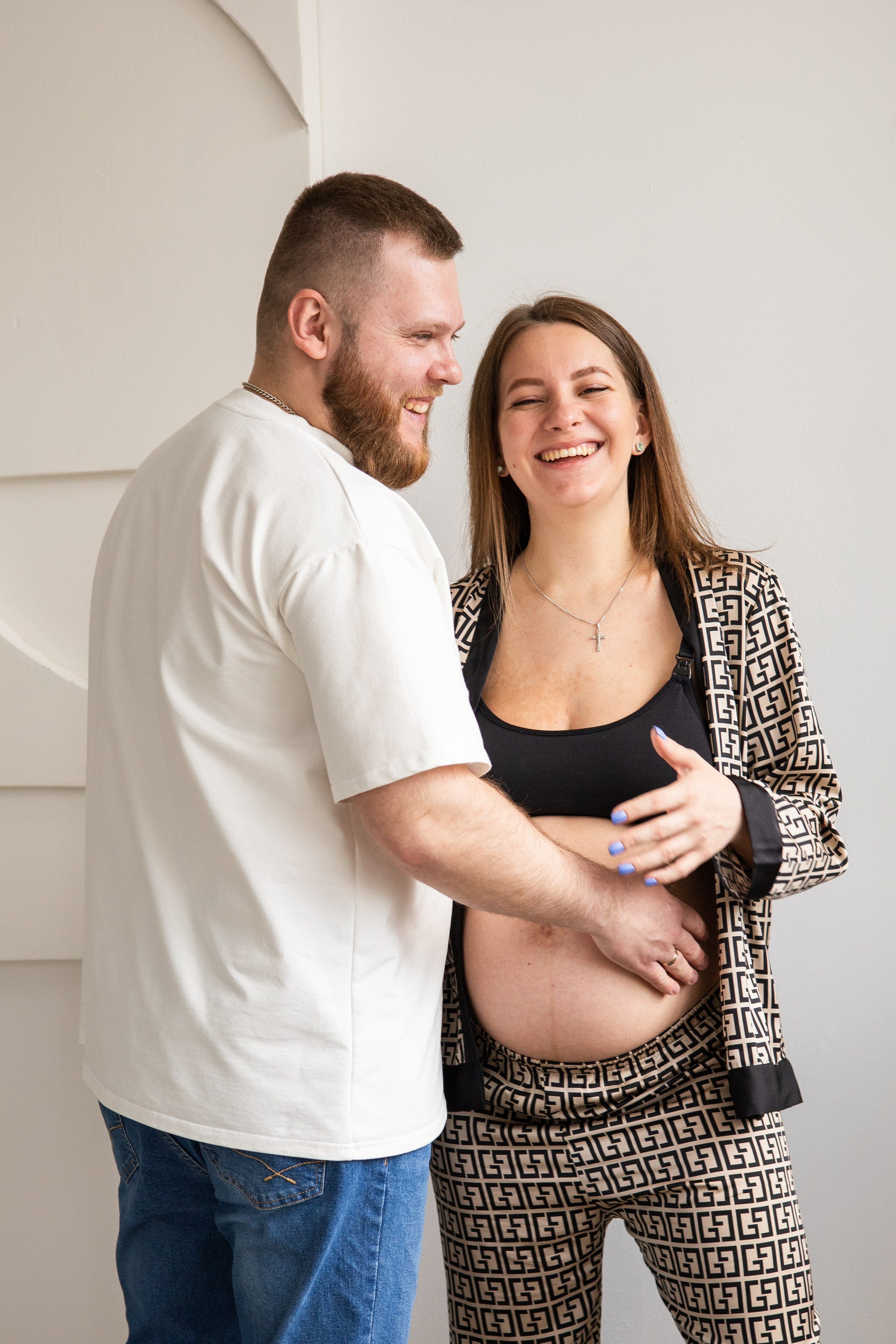 Беременные подружки. Настя Лекса. фотограф г. Красноярск