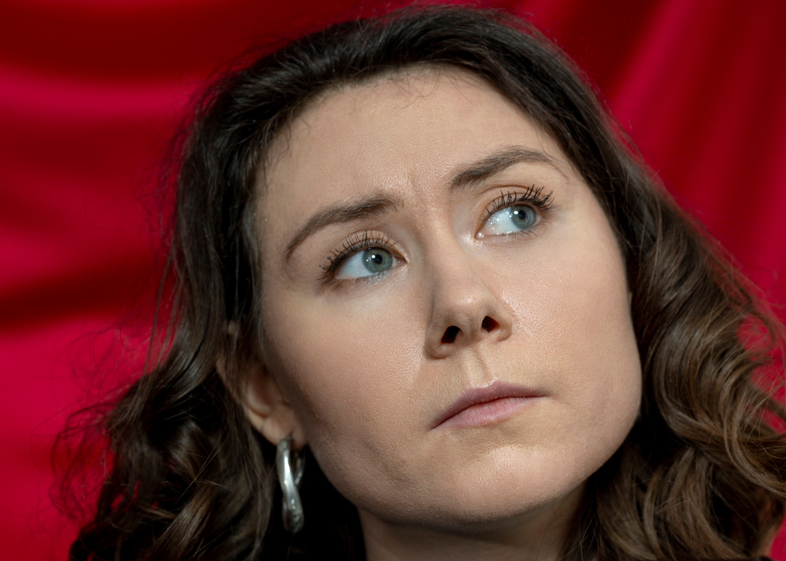 Фотосессия девушки с баяном