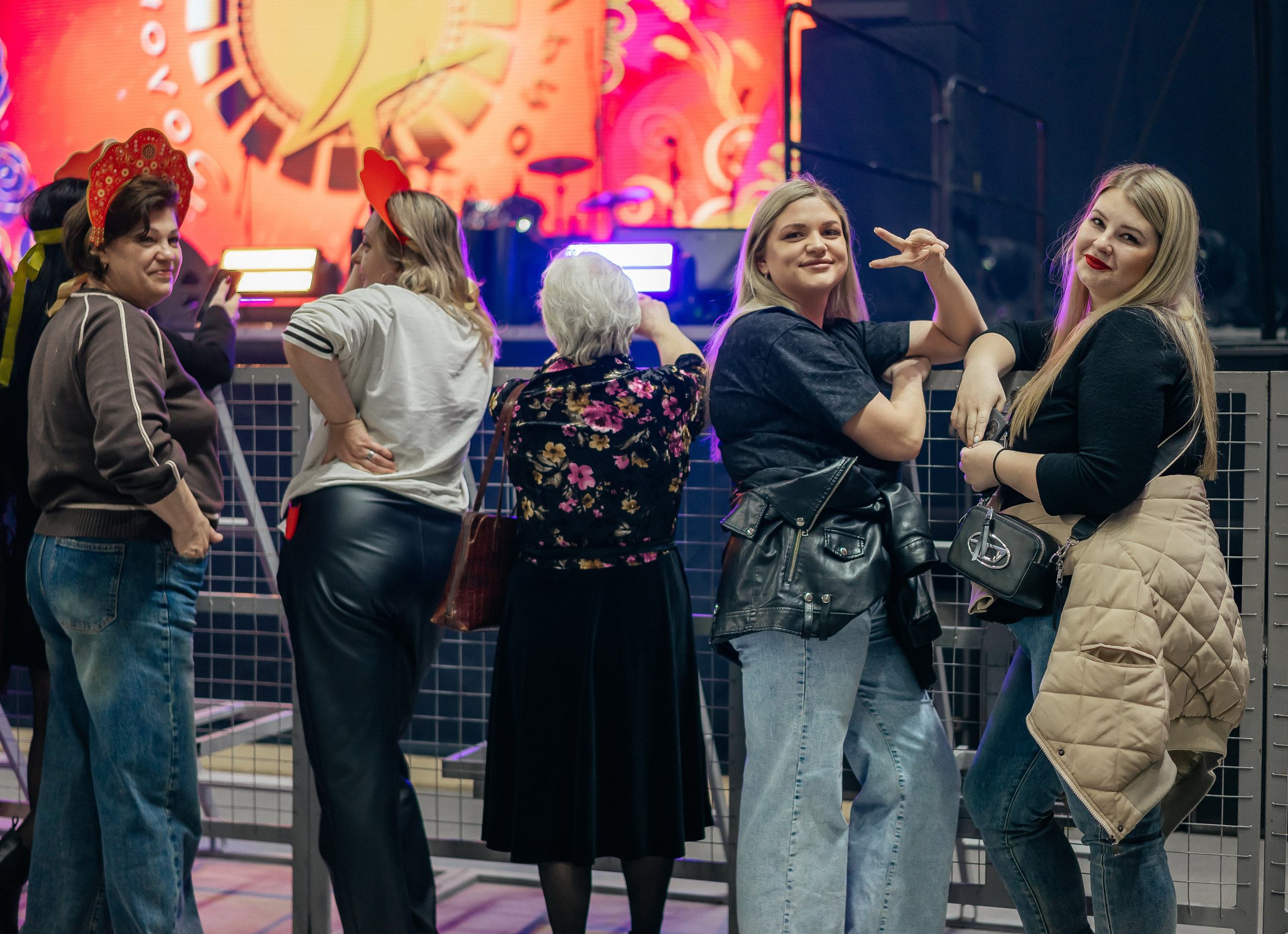 Концерт Надежды Кадышевой в Смоленске. Фотограф и видеограф Смоленск | Студия Цезарь