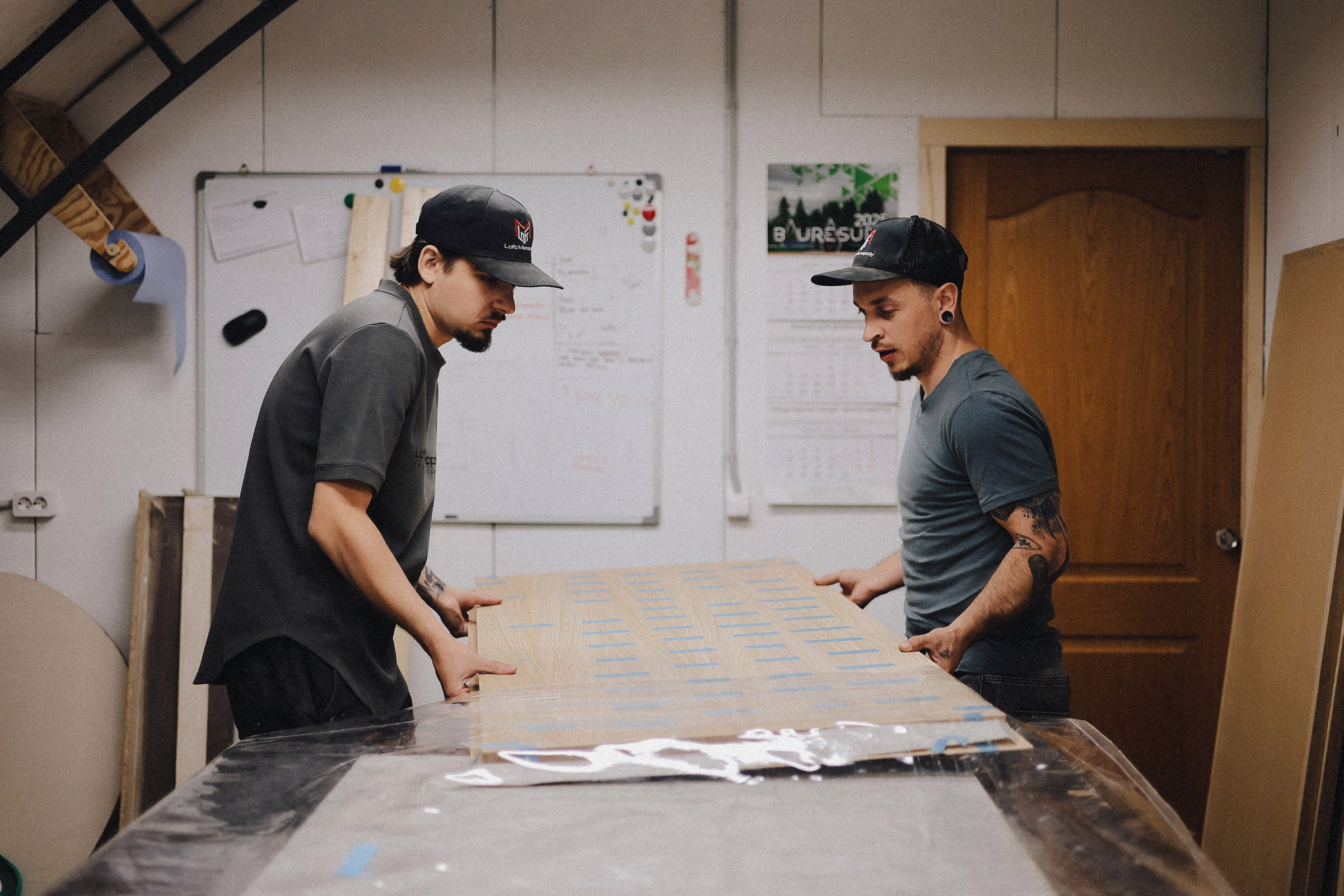 Контент-съемка производства Loft Monopoly. Свадебный фотограф Великий Новгород Станислав Кособудский