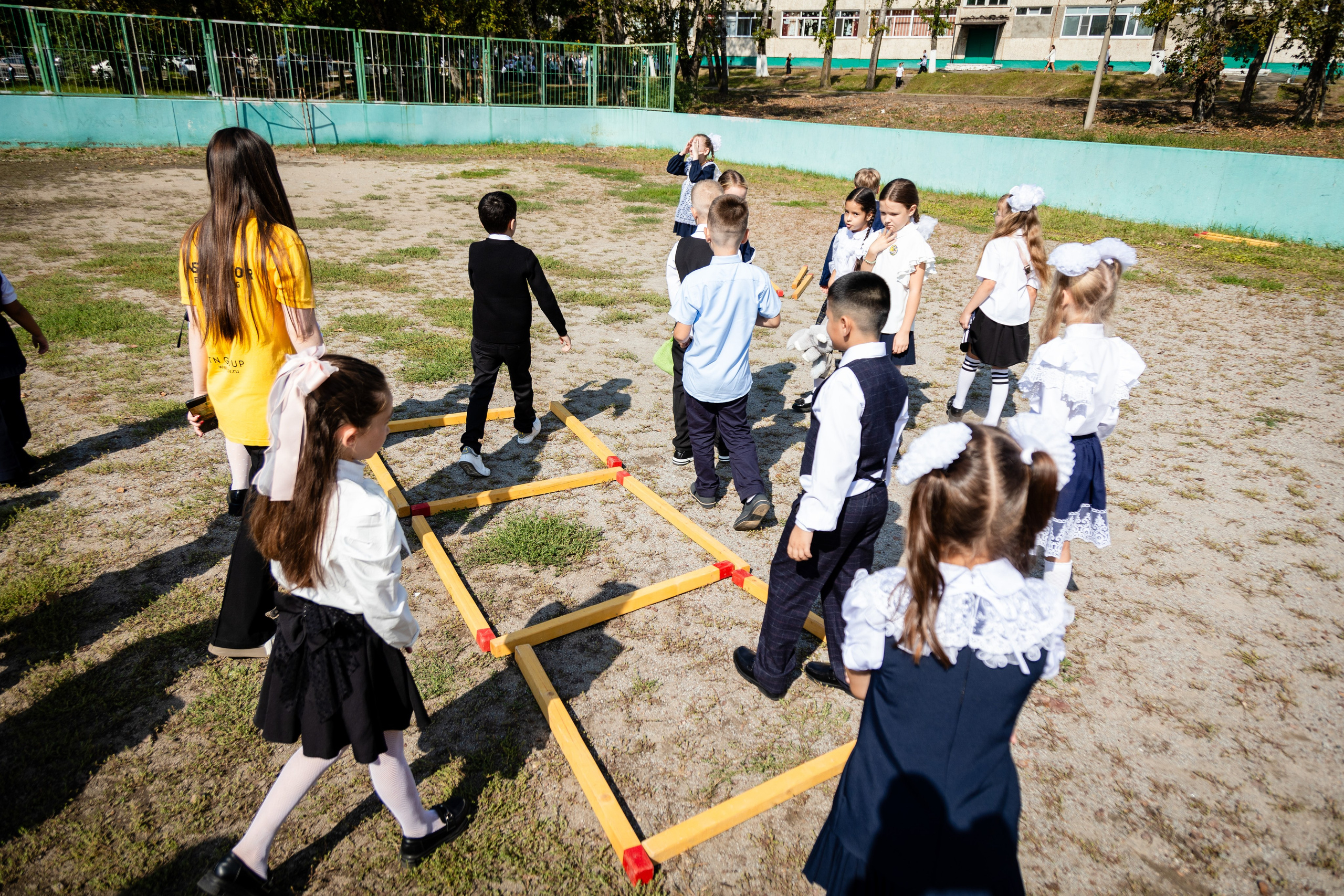 Гимназия № 50. Детский фотограф видеограф в Хабаровске Михаил Орлов
