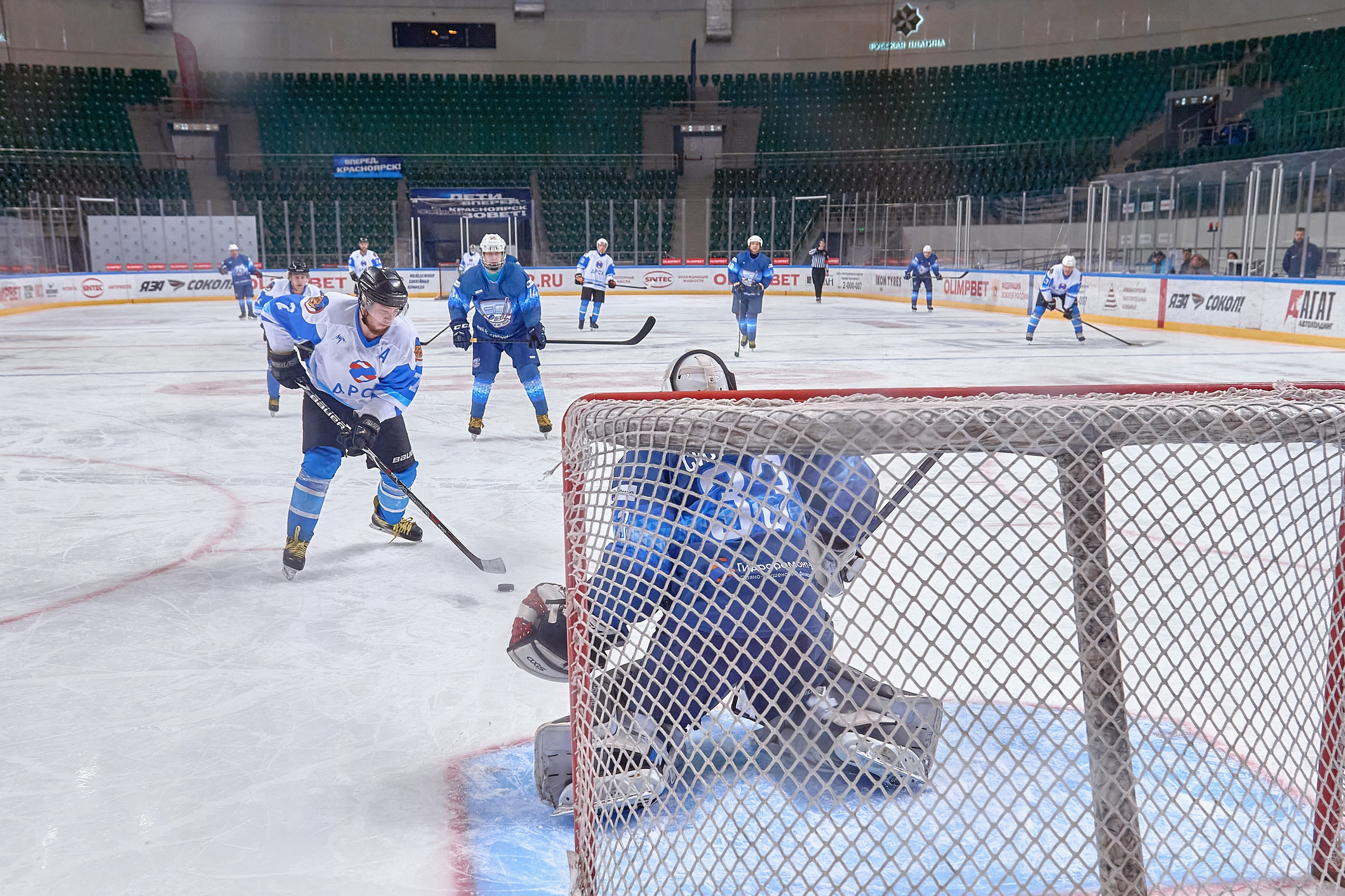Платинум Арена — Хоккей — РусГидро. Фотограф Яковлев Роман — Красноярск
