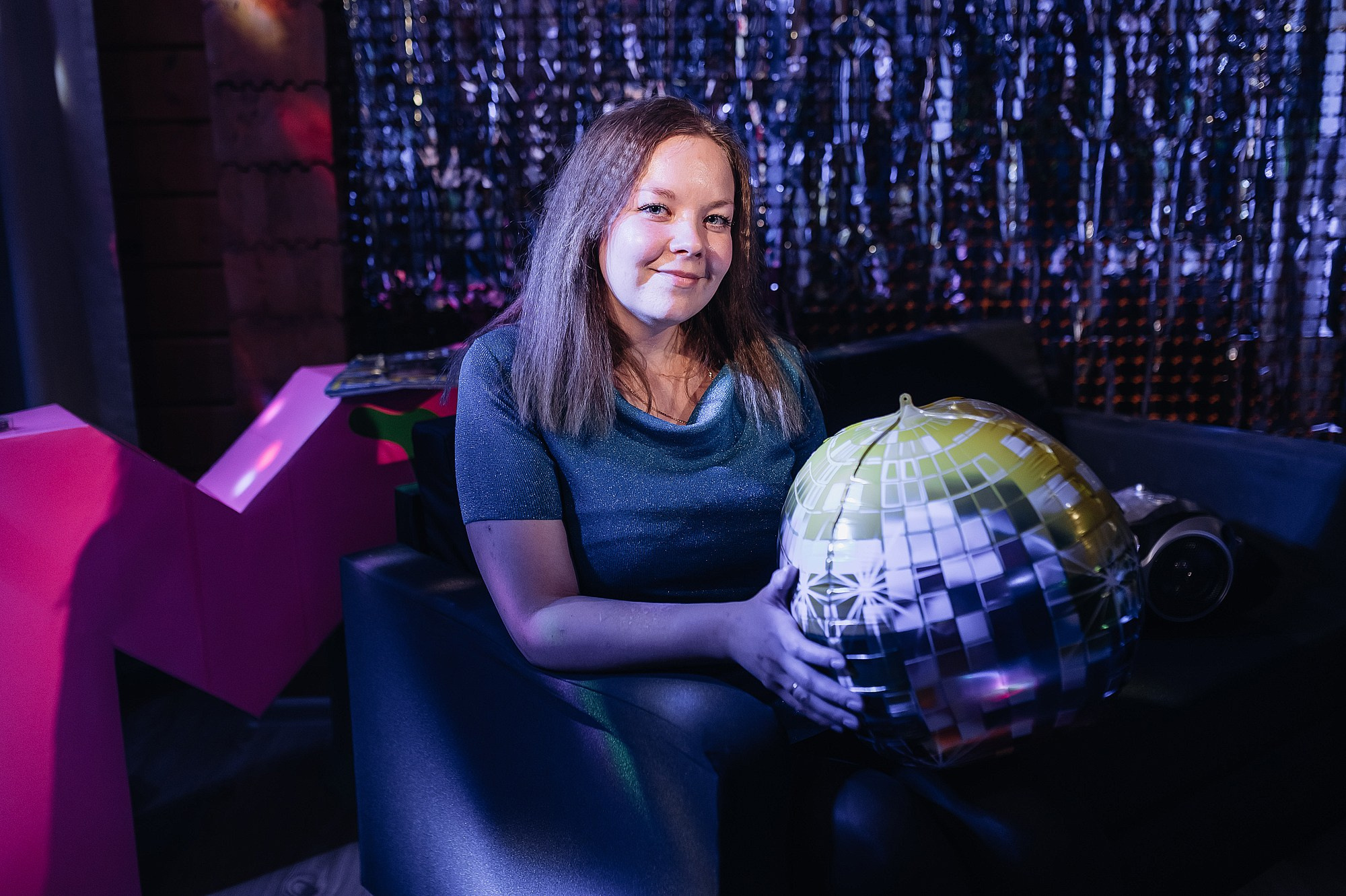 Юбилей Лилии в стиле 2000х. Свадебный фотограф в Дубне Алексей Фонарёв