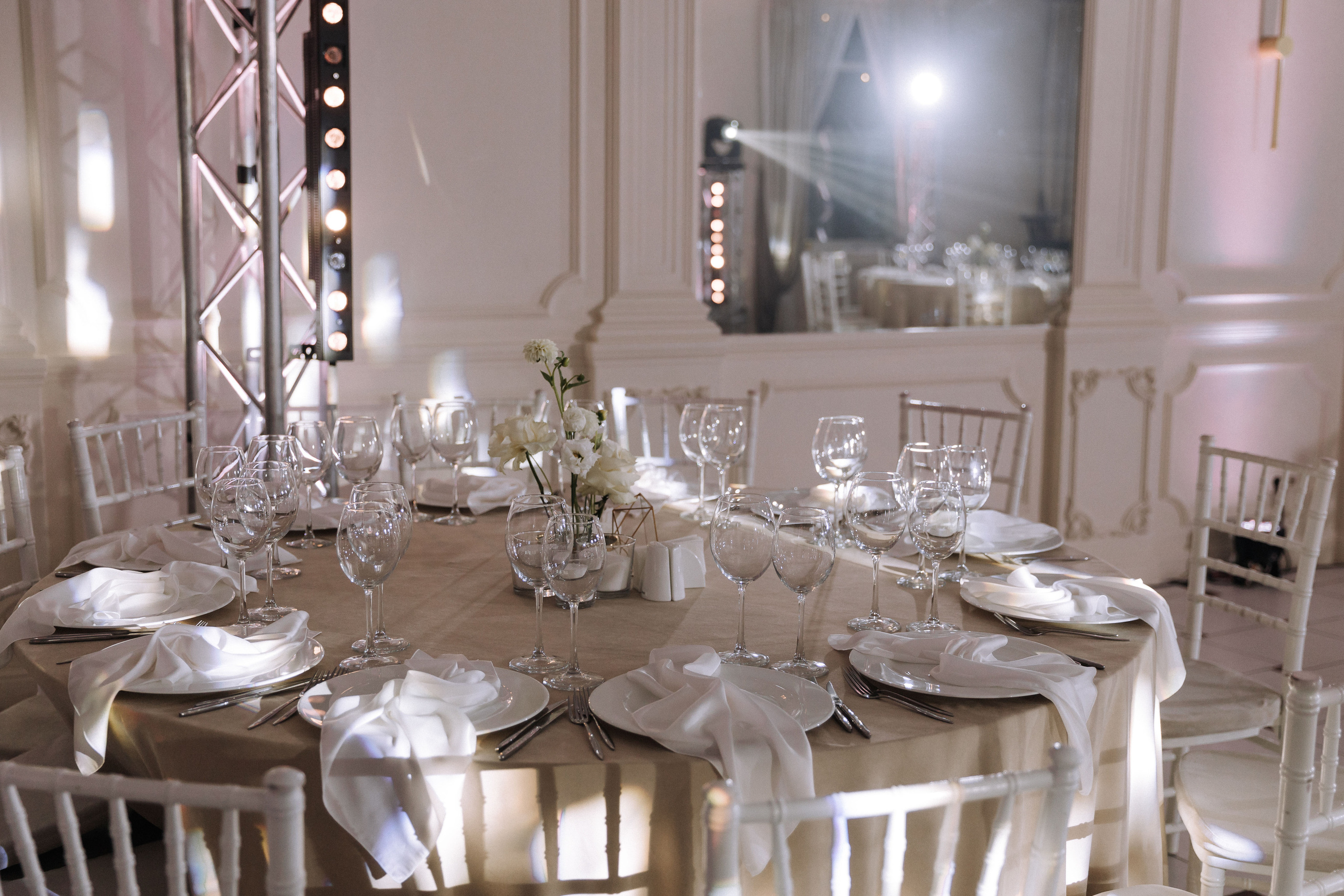 Vladislav & Elizabeth. Главная