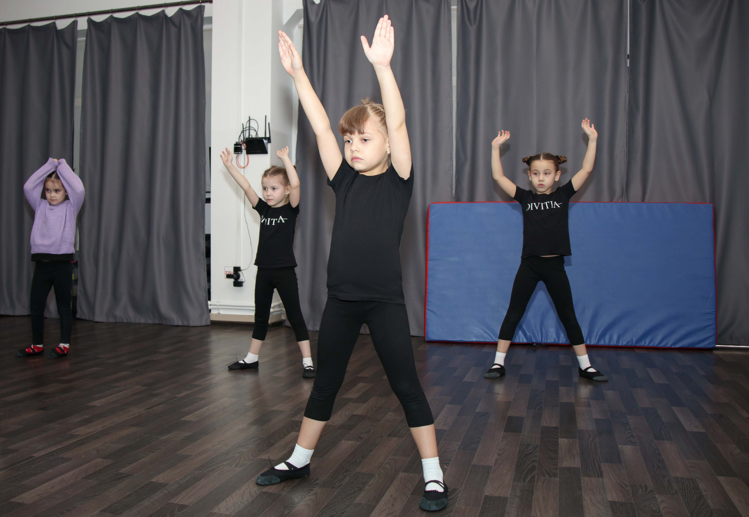 Тренировка в танц. школе. Репортажный Фотограф