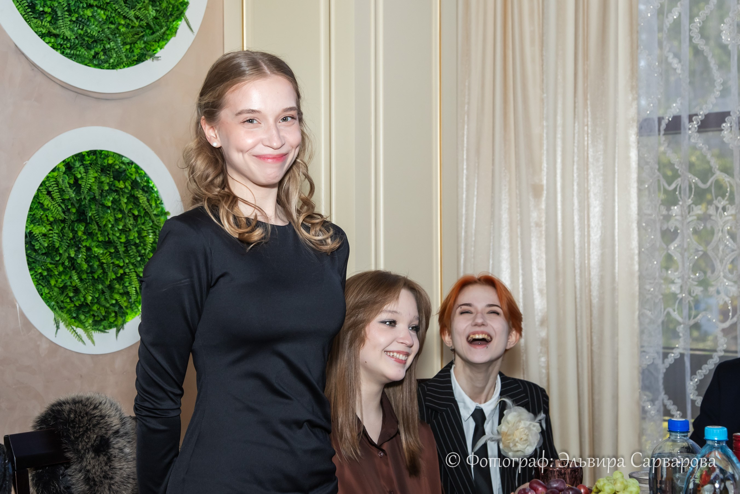 Гангстерская вечеринка в стиле 1920-х. Репортажный Фотограф