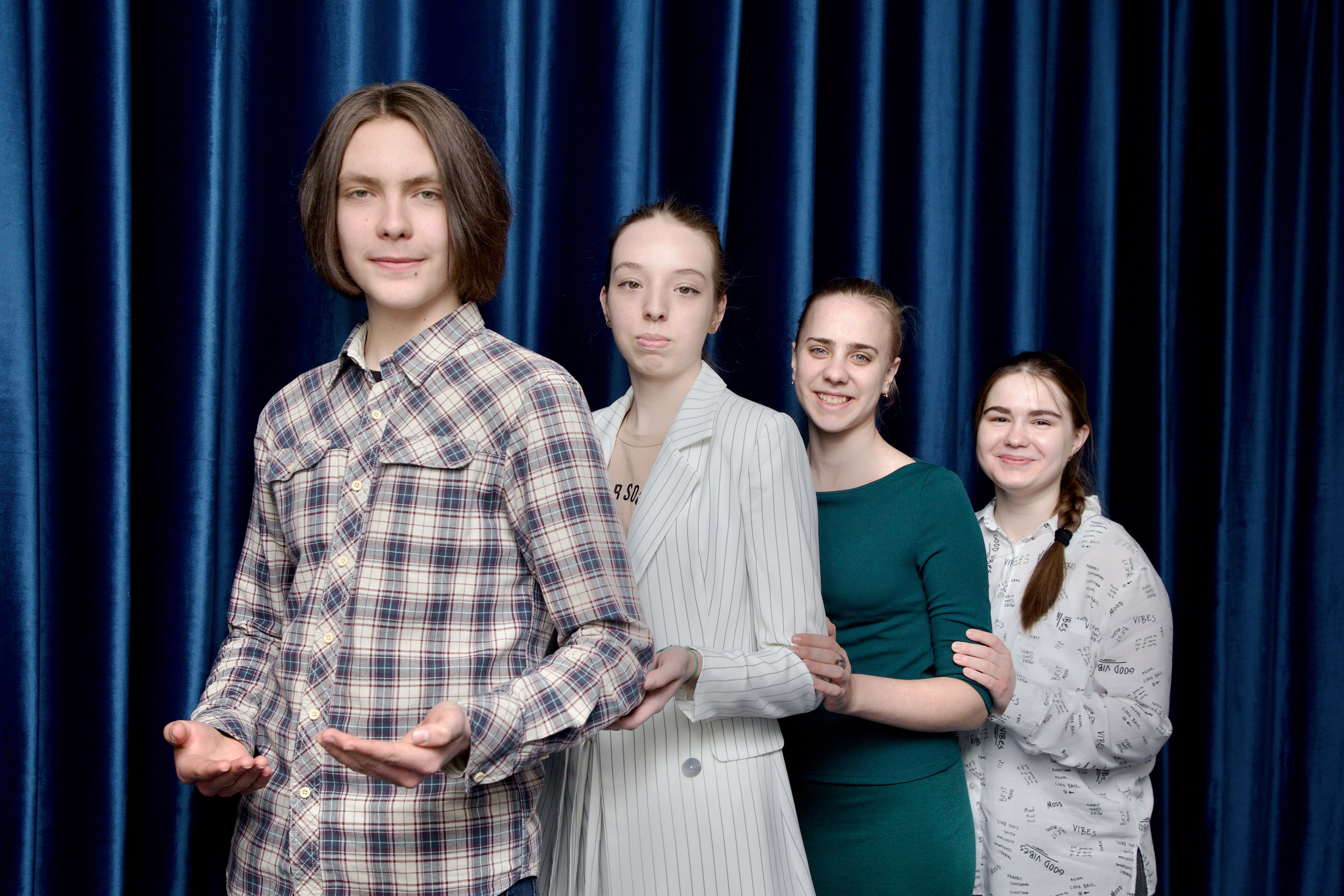 Фотосессия выпускников частной школы. Школьные выпускные альбомы в Москве Марина Николаева