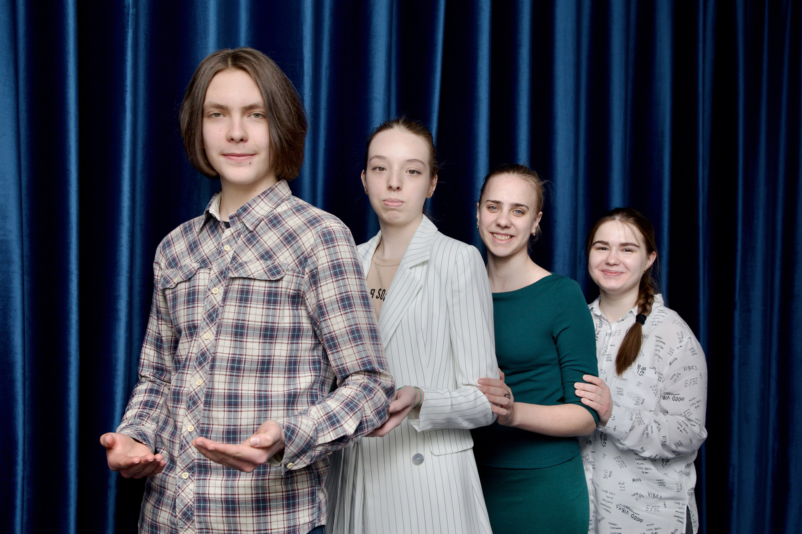 Фотосессия выпускников частной школы. Школьные выпускные альбомы в Москве Марина Николаева