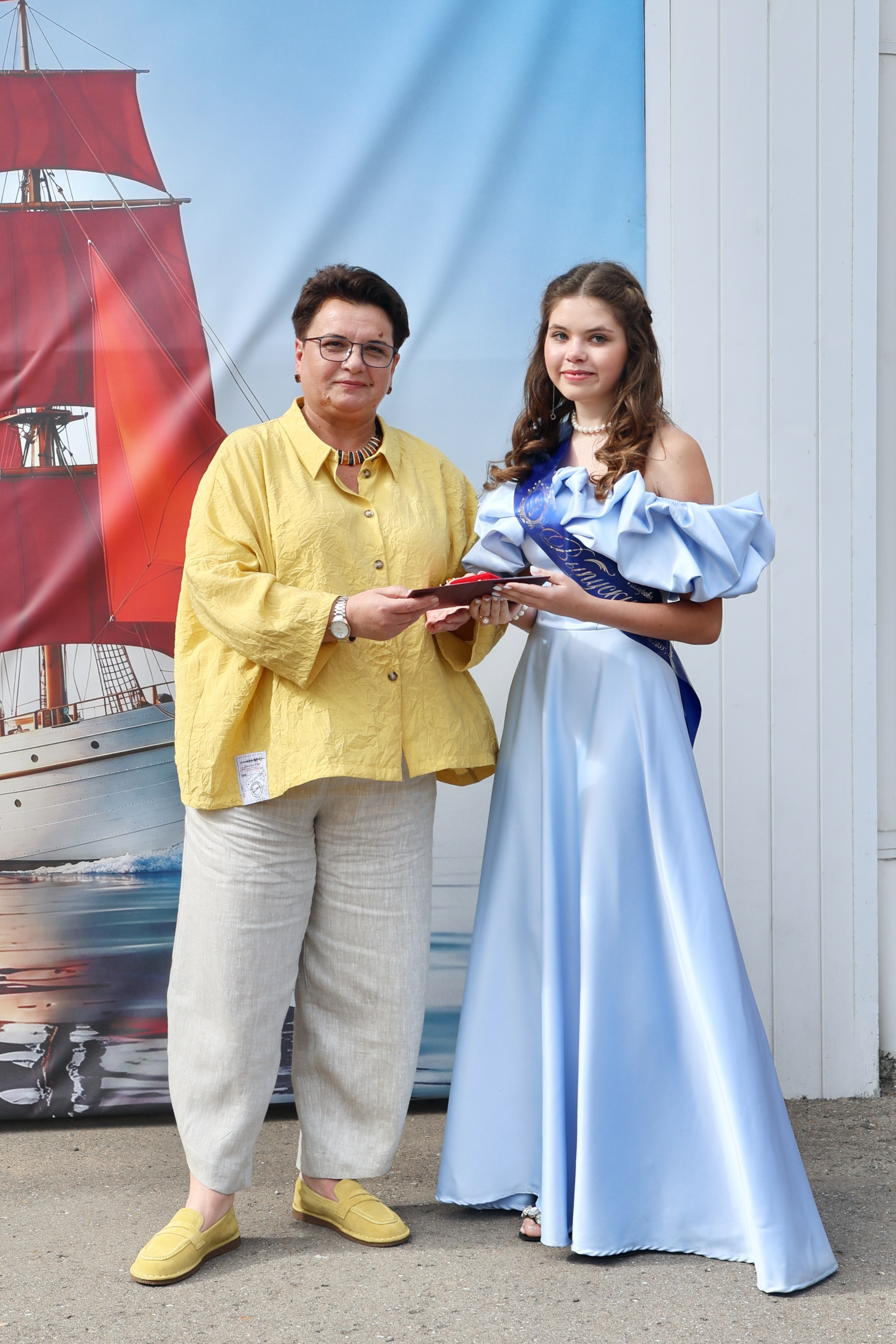 26/06/26. Школьные выпускные альбомы в Москве Марина Николаева