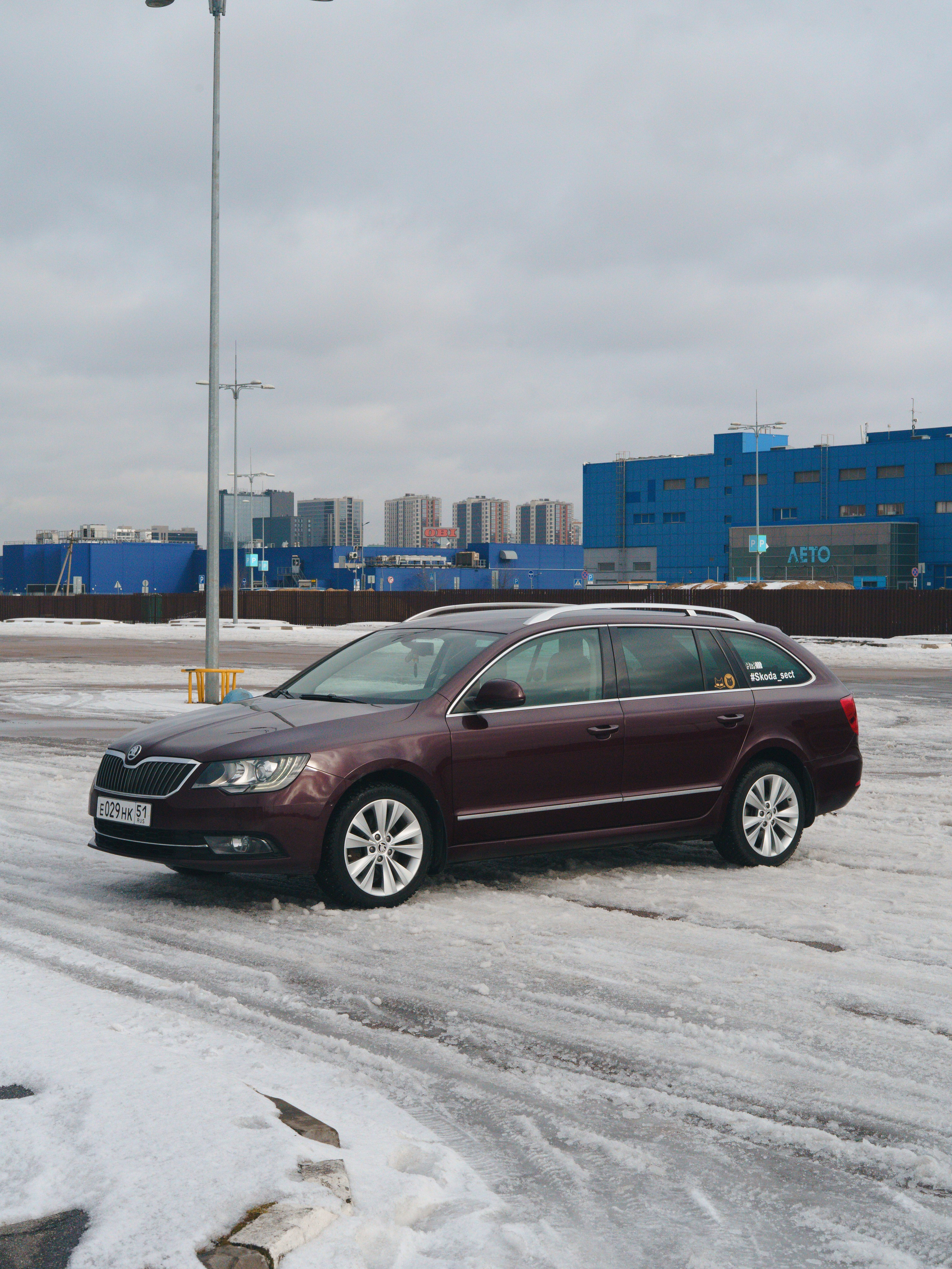 SKODA SuperB Combi 2.0 tsi 2013 / Пётр. Автомобильный фотограф Микрюков Максим г. Санкт-Петербург