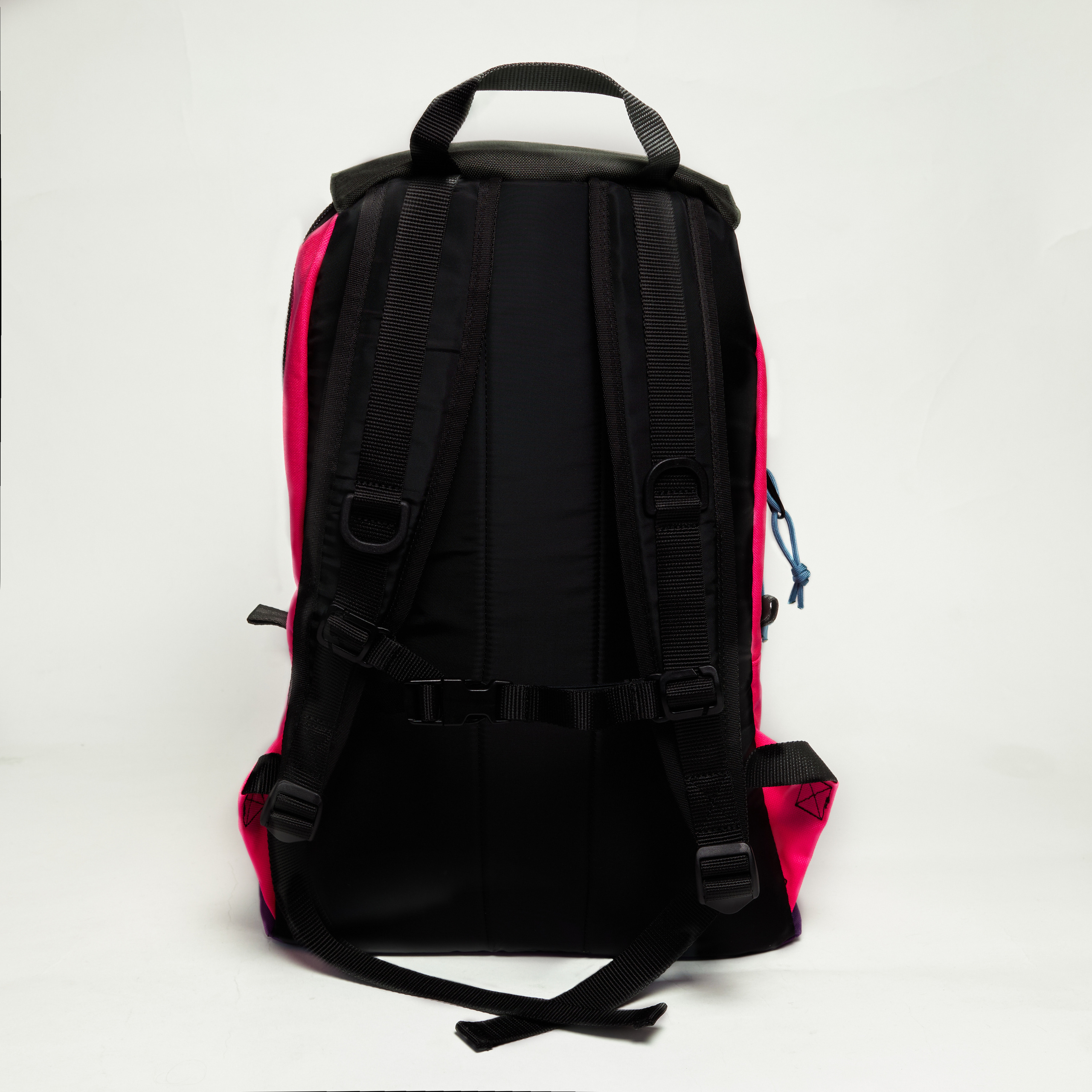 Рюкзаки. Студийный и лайфстайл фотограф в Санкт-Петербурге Карлюк Анатолий