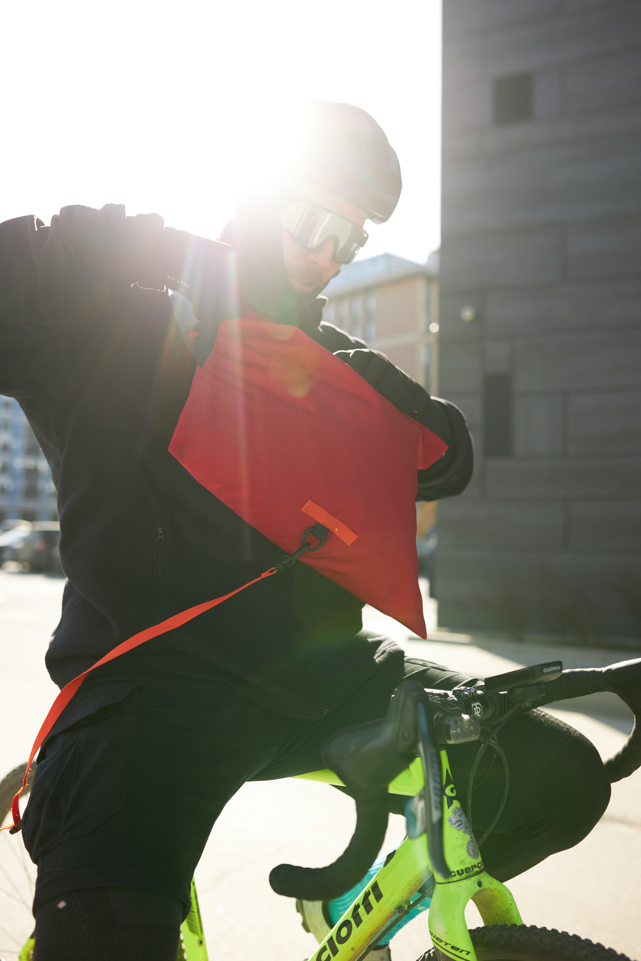 Предметная фотосъемка в Санкт-Петербурге. Студийный и лайфстайл фотограф в Санкт-Петербурге Карлюк Анатолий